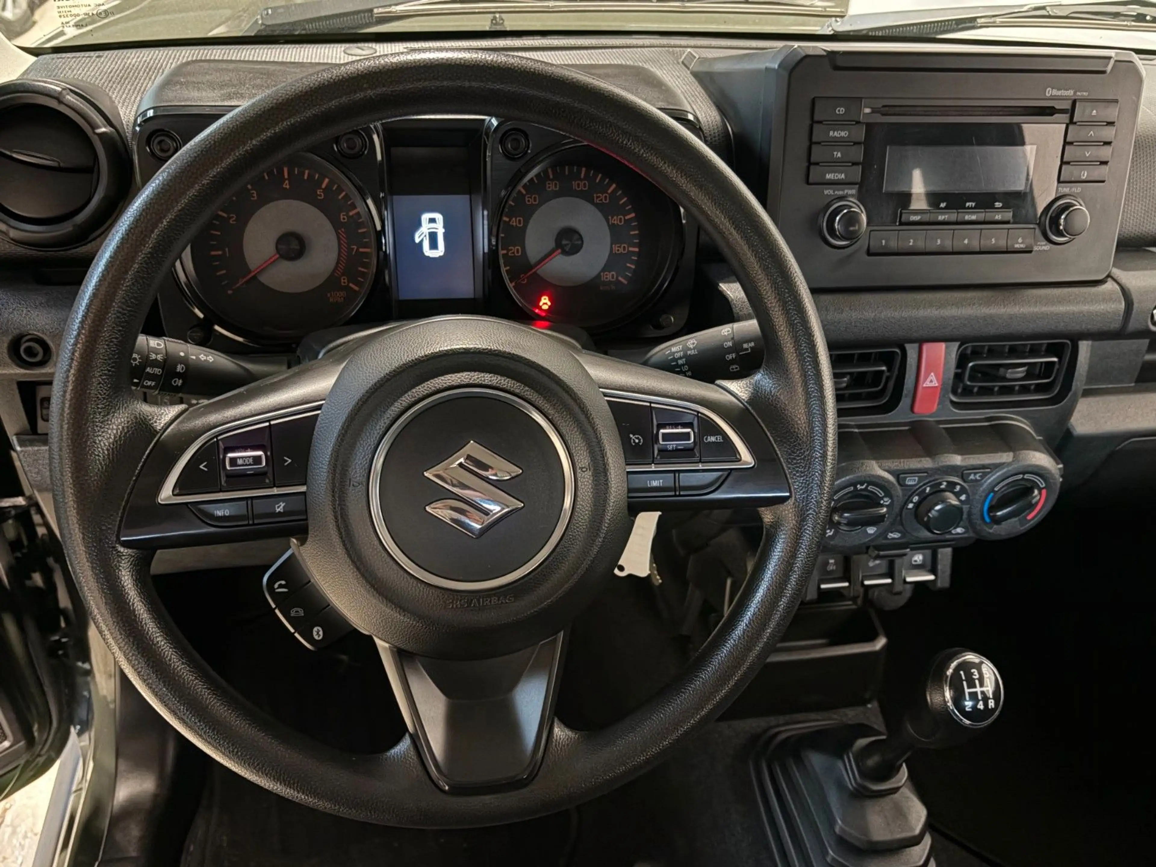 Suzuki Jimny AllGrip 1.5 Anhängerkupplung — photo 6