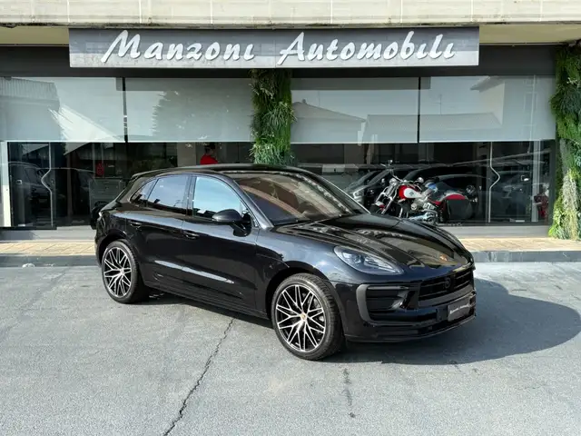 2023 Porsche Macan in Black for sale