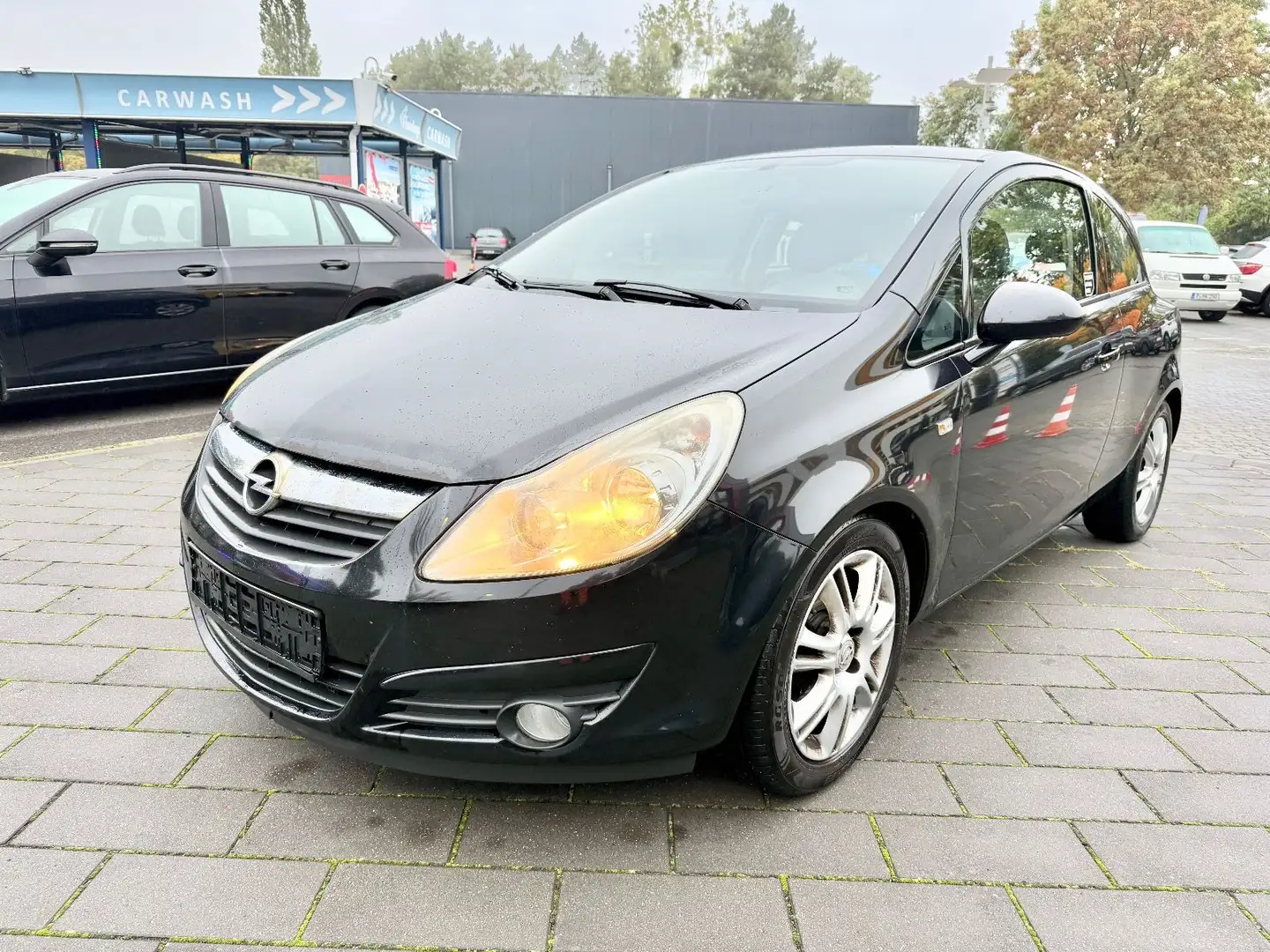 Opel Corsa D Basis Schwarz - 1