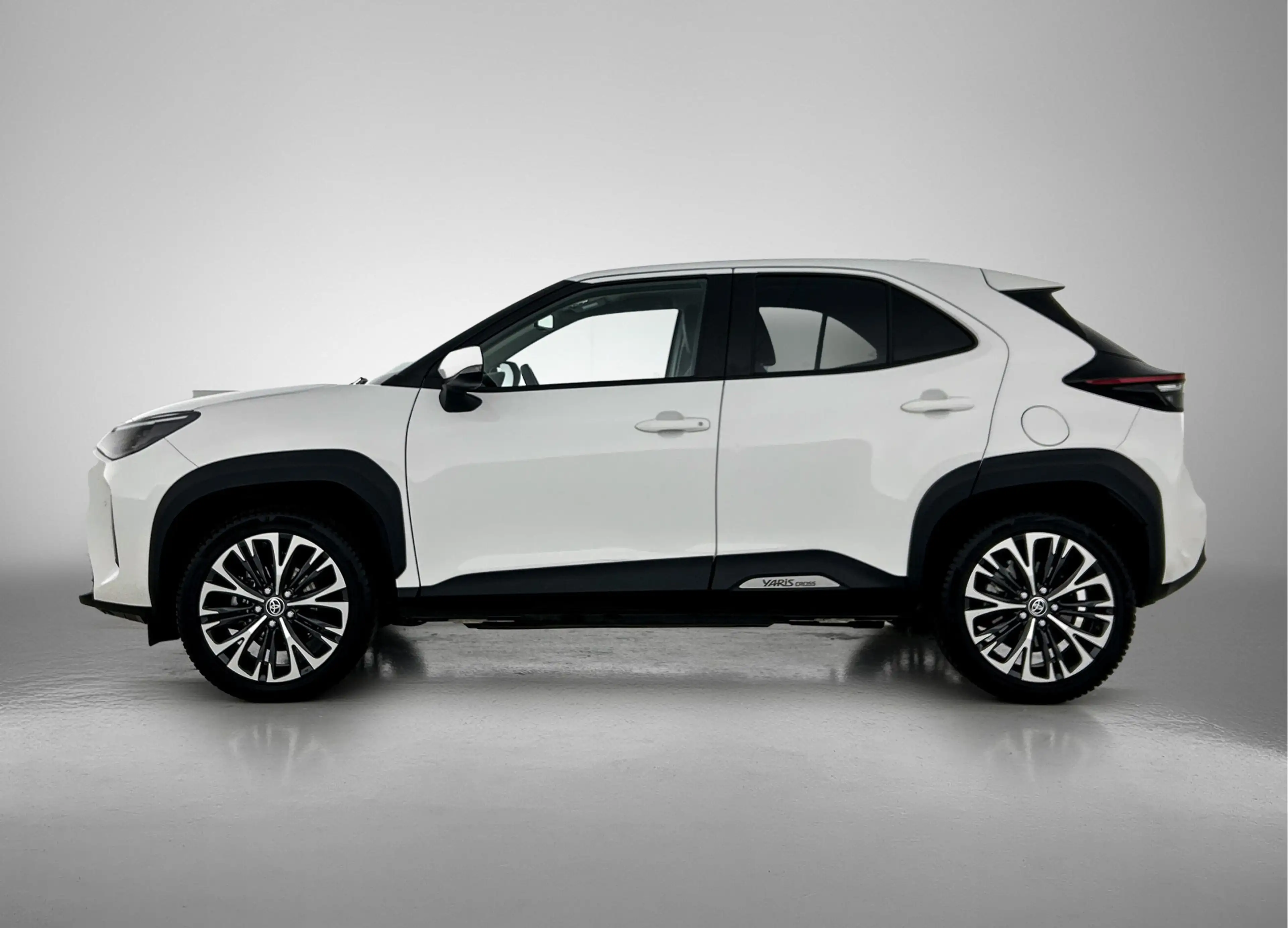 Toyota Yaris Cross 1.5 Hybrid Executive | NIEUW GELEVERD & ONDERHOUDE — photo 3