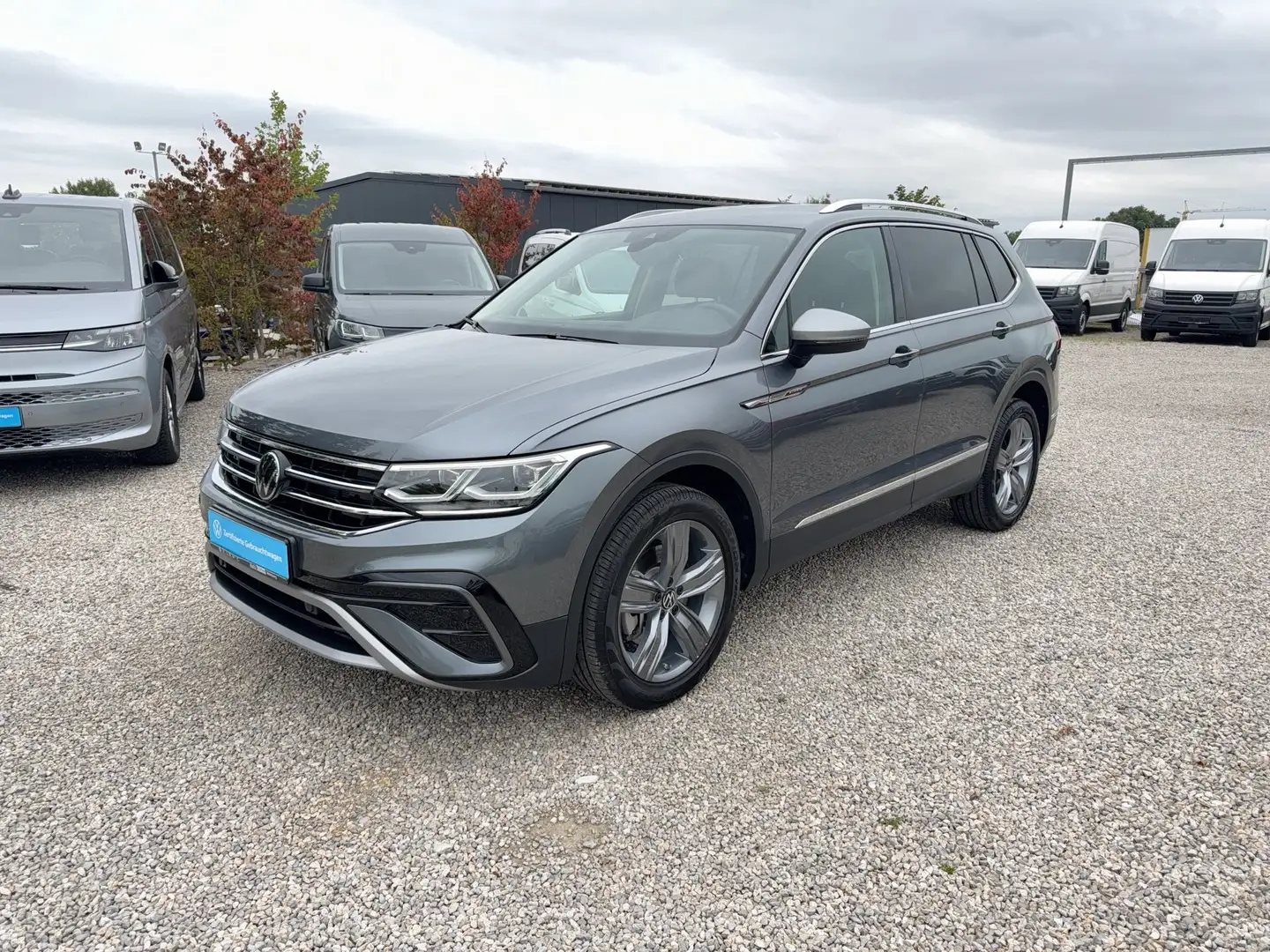 Volkswagen Tiguan Allspace TDi Harmann Kardon / NW Anschlussgarantie Grau - 2