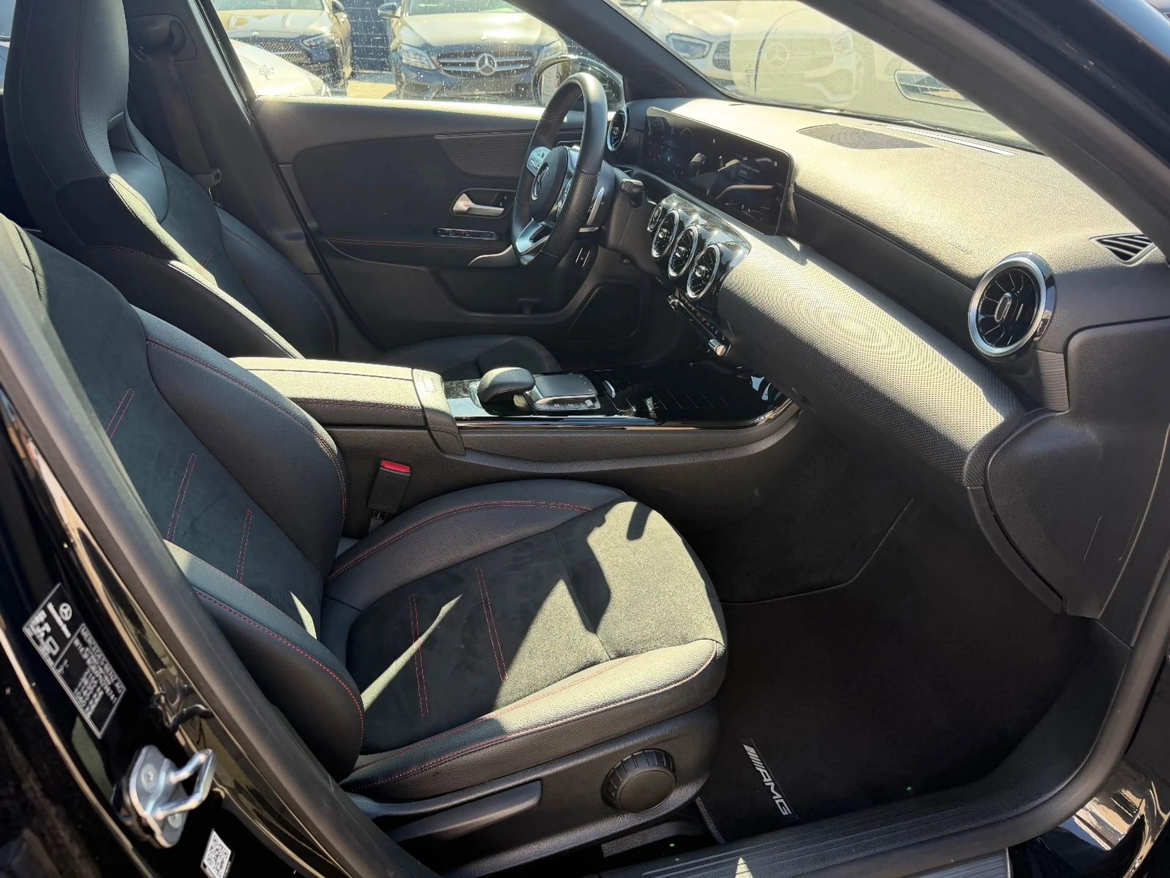Mercedes-Benz A 250 e AMG*MBUX*Pano*Distr*Navi*Rcam — photo 15