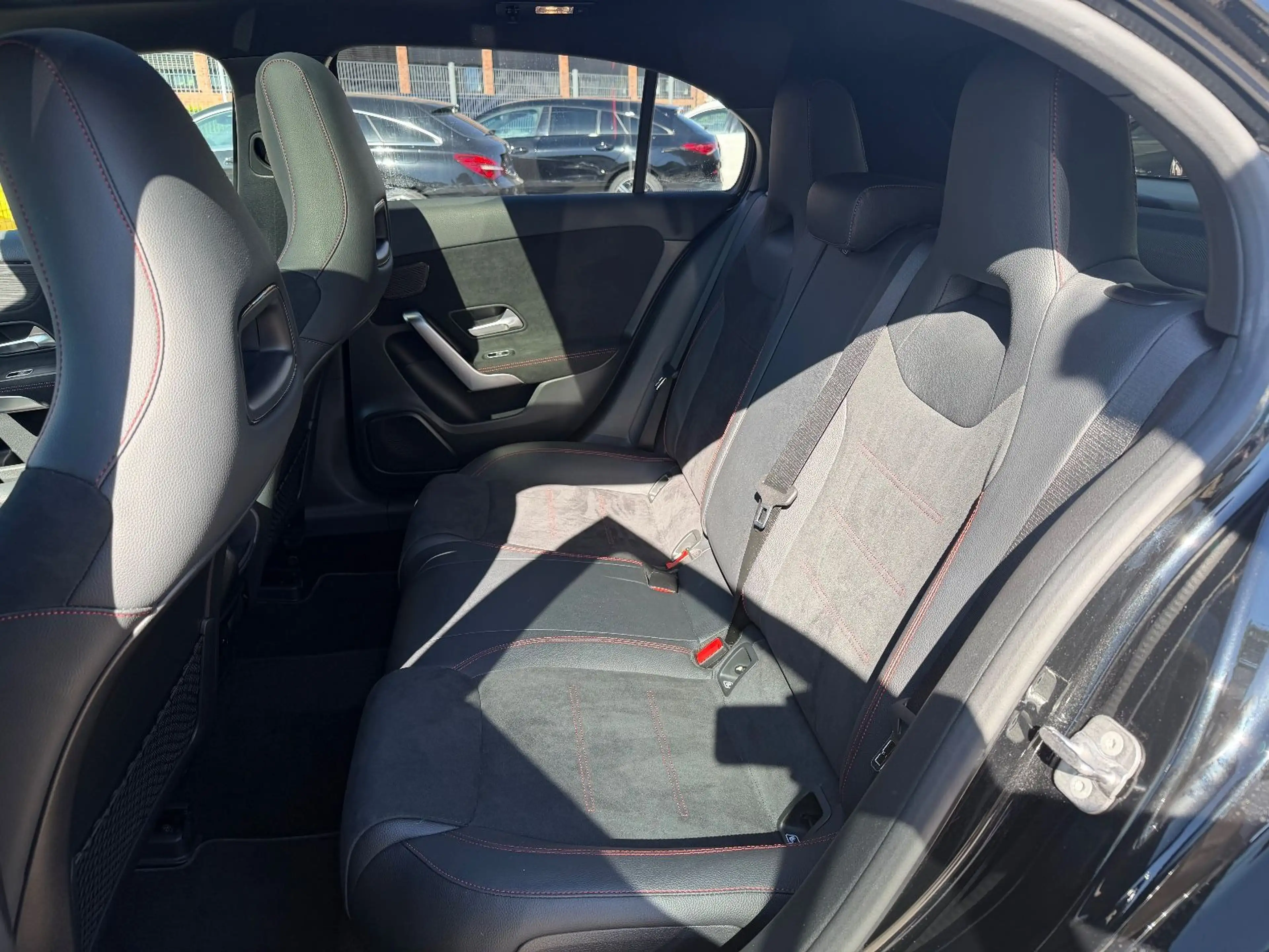 Mercedes-Benz A 250 e AMG*MBUX*Pano*Distr*Navi*Rcam — photo 14