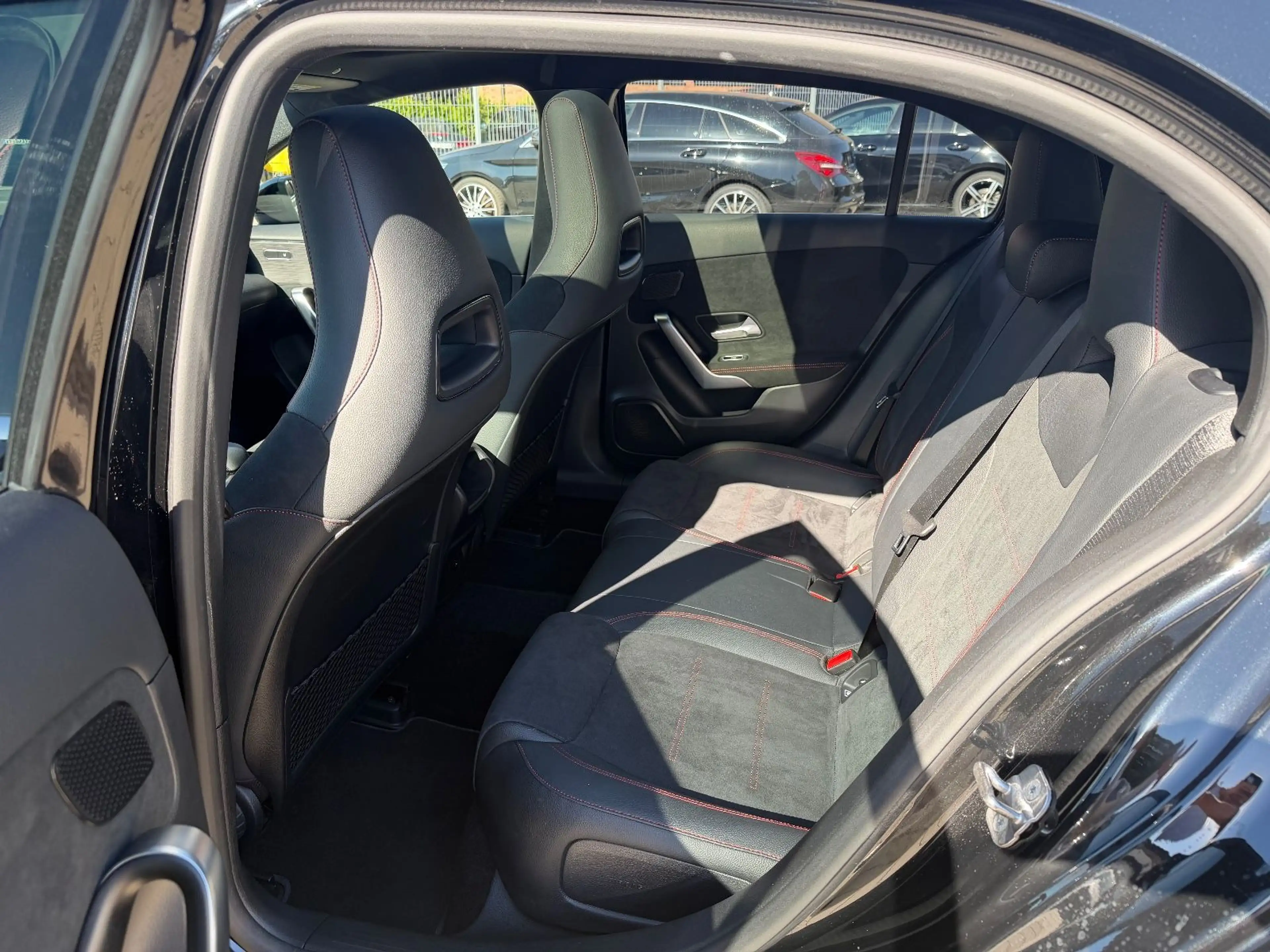 Mercedes-Benz A 250 e AMG*MBUX*Pano*Distr*Navi*Rcam — photo 13