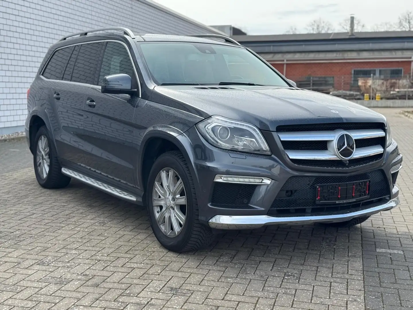 Mercedes-Benz GL 350 CDI AMG Packet 7 Sitzer Grijs - 1