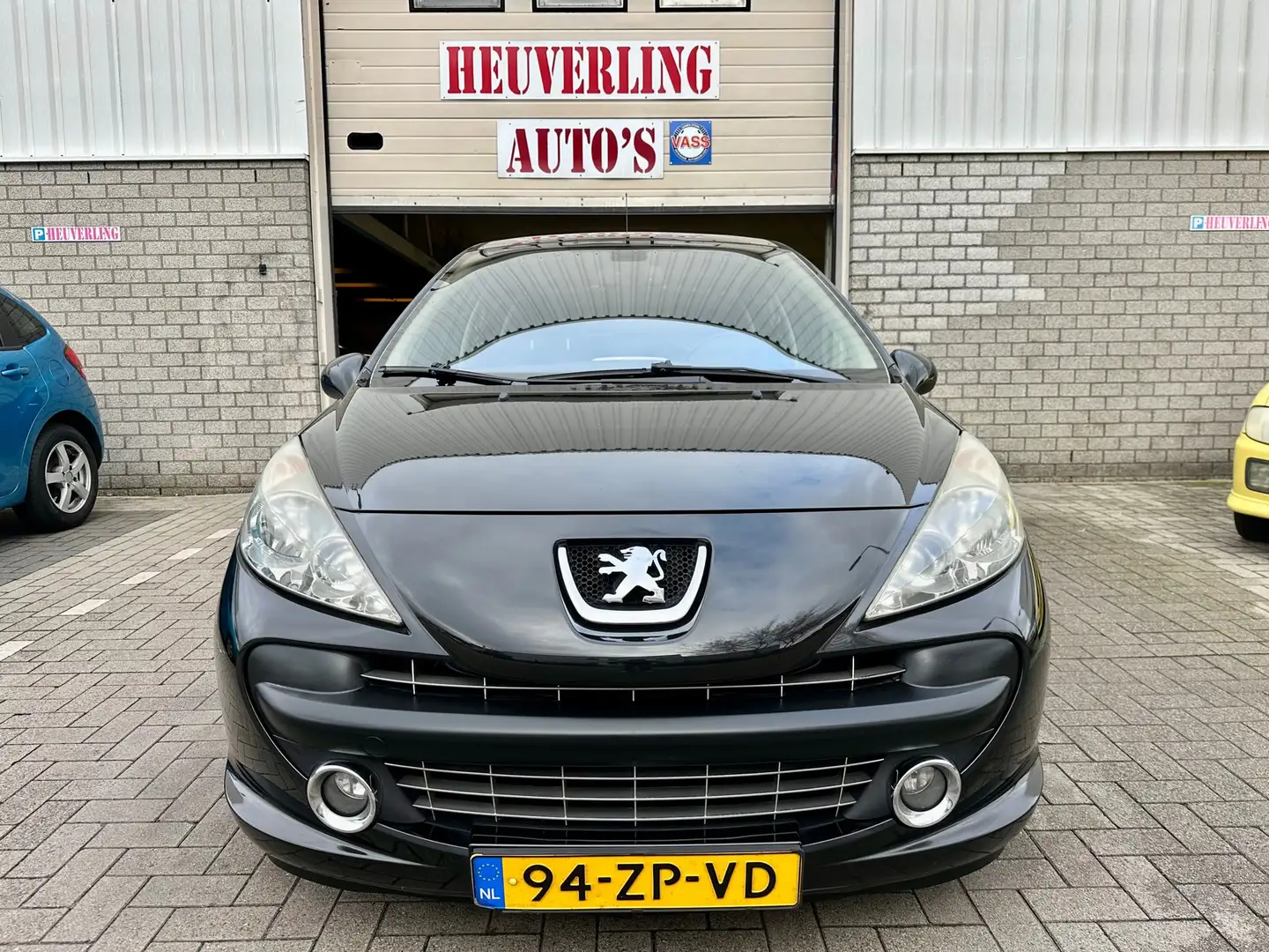 Peugeot 207 1.6 VTi XS Pack | Cruise | Clima | Trekhaak Zwart - 2