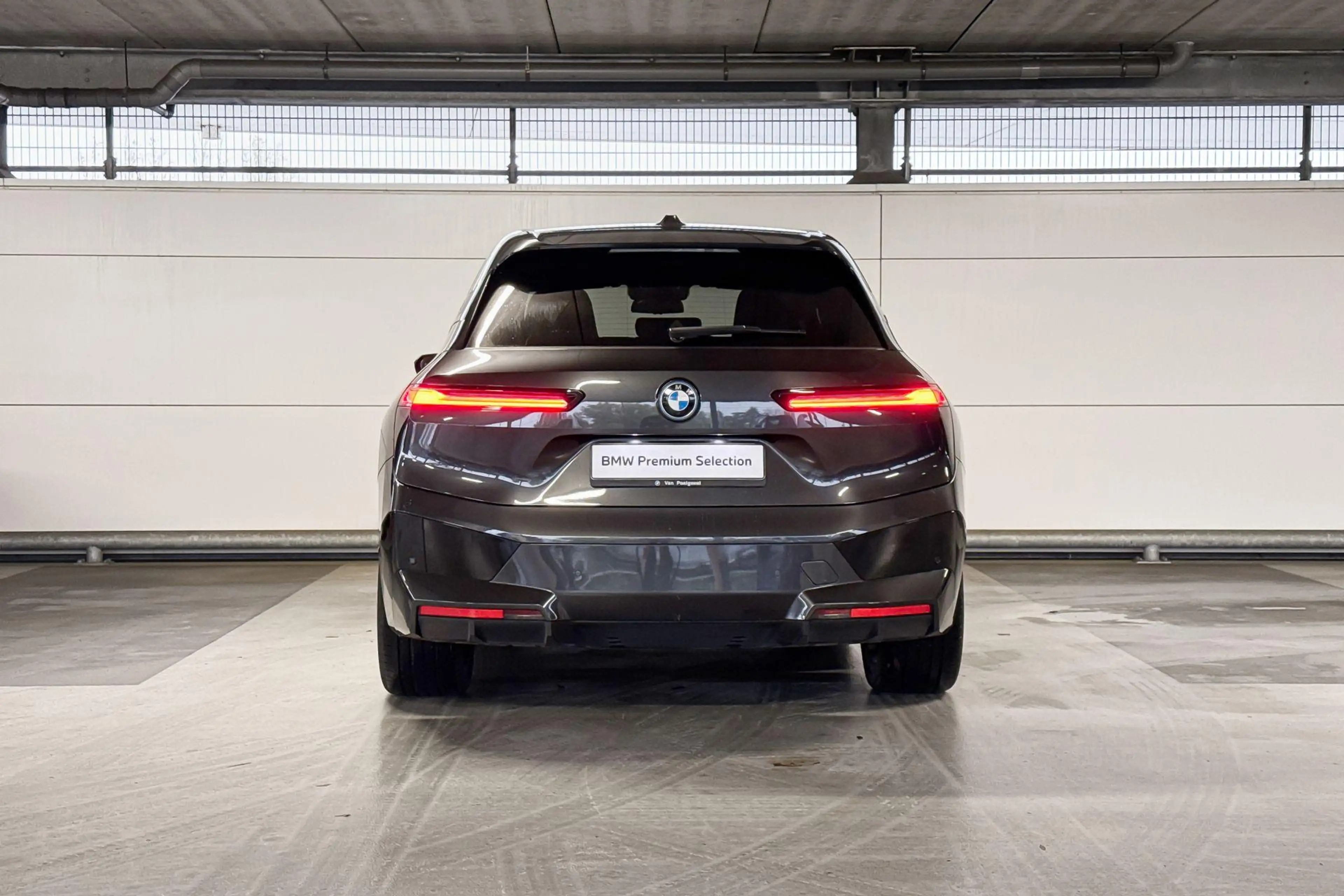 BMW iX xDrive40 Business Edition Plus 77 kWh — photo 7