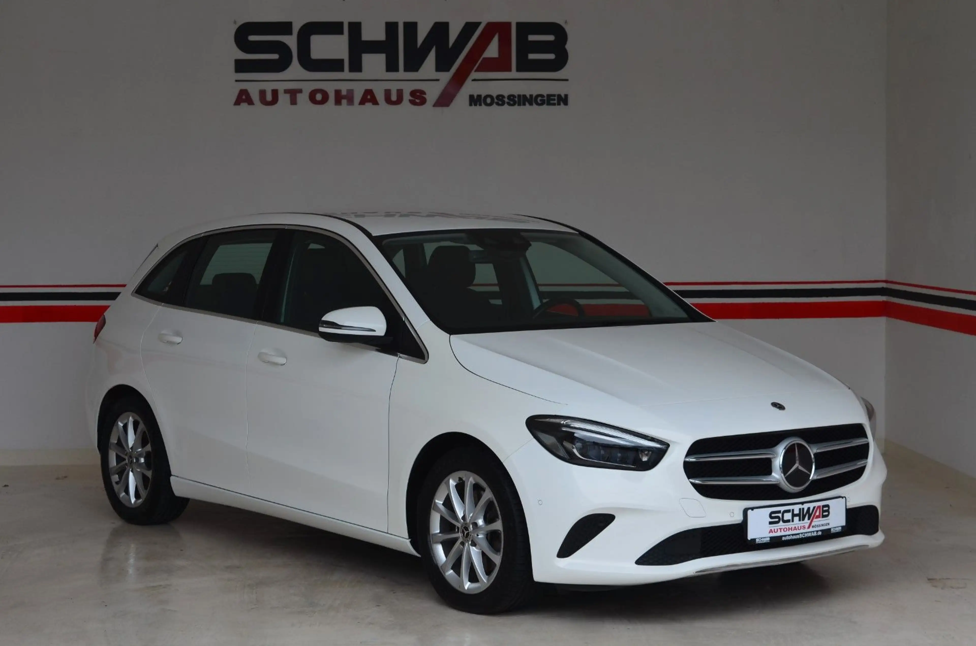 Mercedes-Benz B 220 d | Navi | LED | AHK | — photo 22