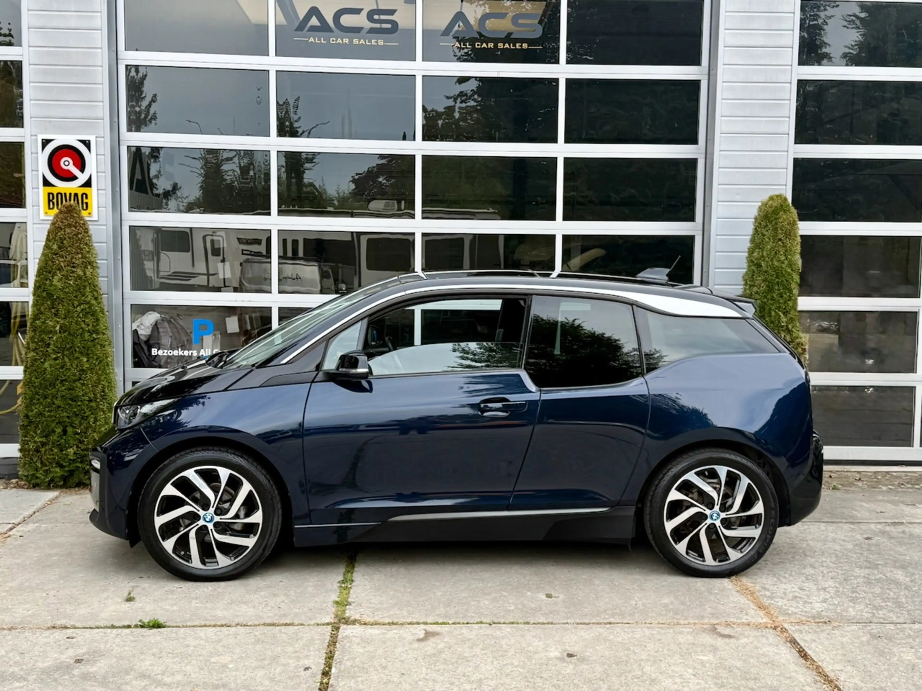 BMW i3 120Ah 42 kWh|Sunroof|Leer|Navi|Camera — photo 4
