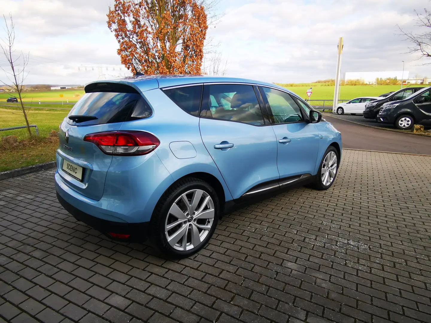 Renault Scenic Limited Deluxe TCe 140 GPF Azul - 2