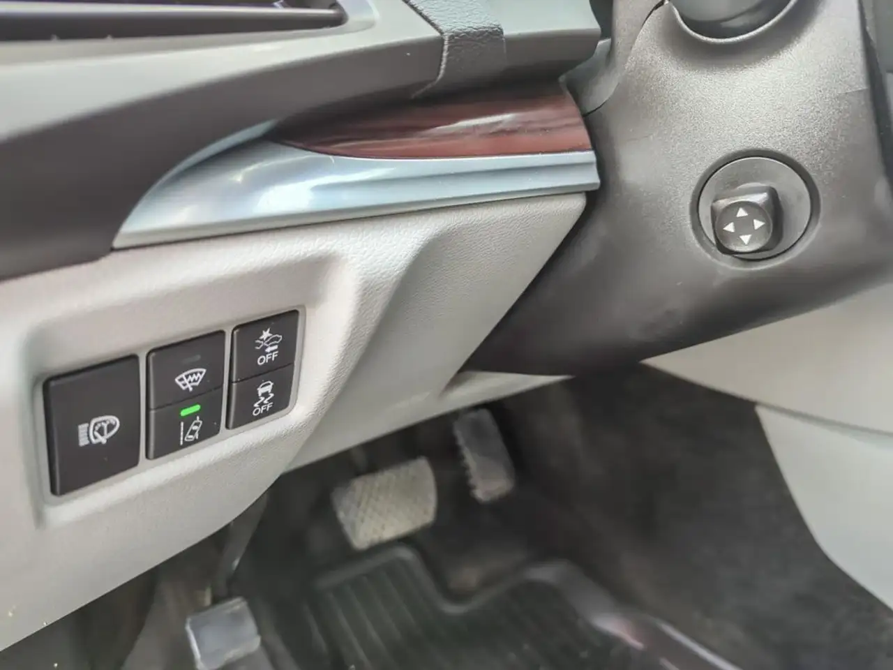 Acura MDX снимка Acura MDX