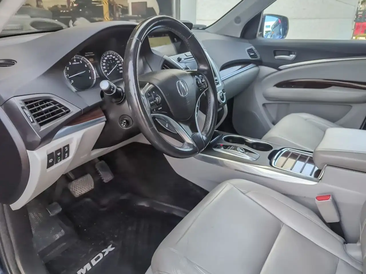 Acura MDX снимка Acura MDX
