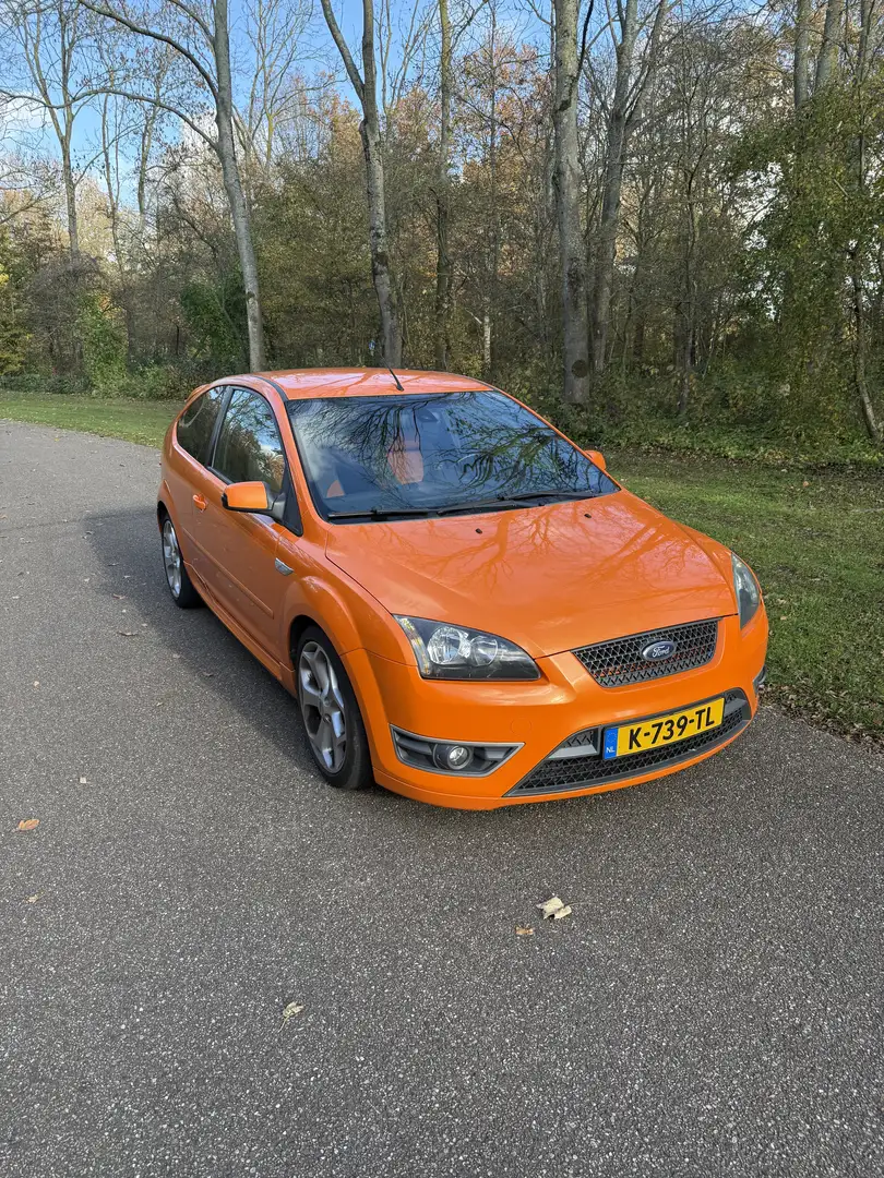 Ford Focus 2.5 ST - 1