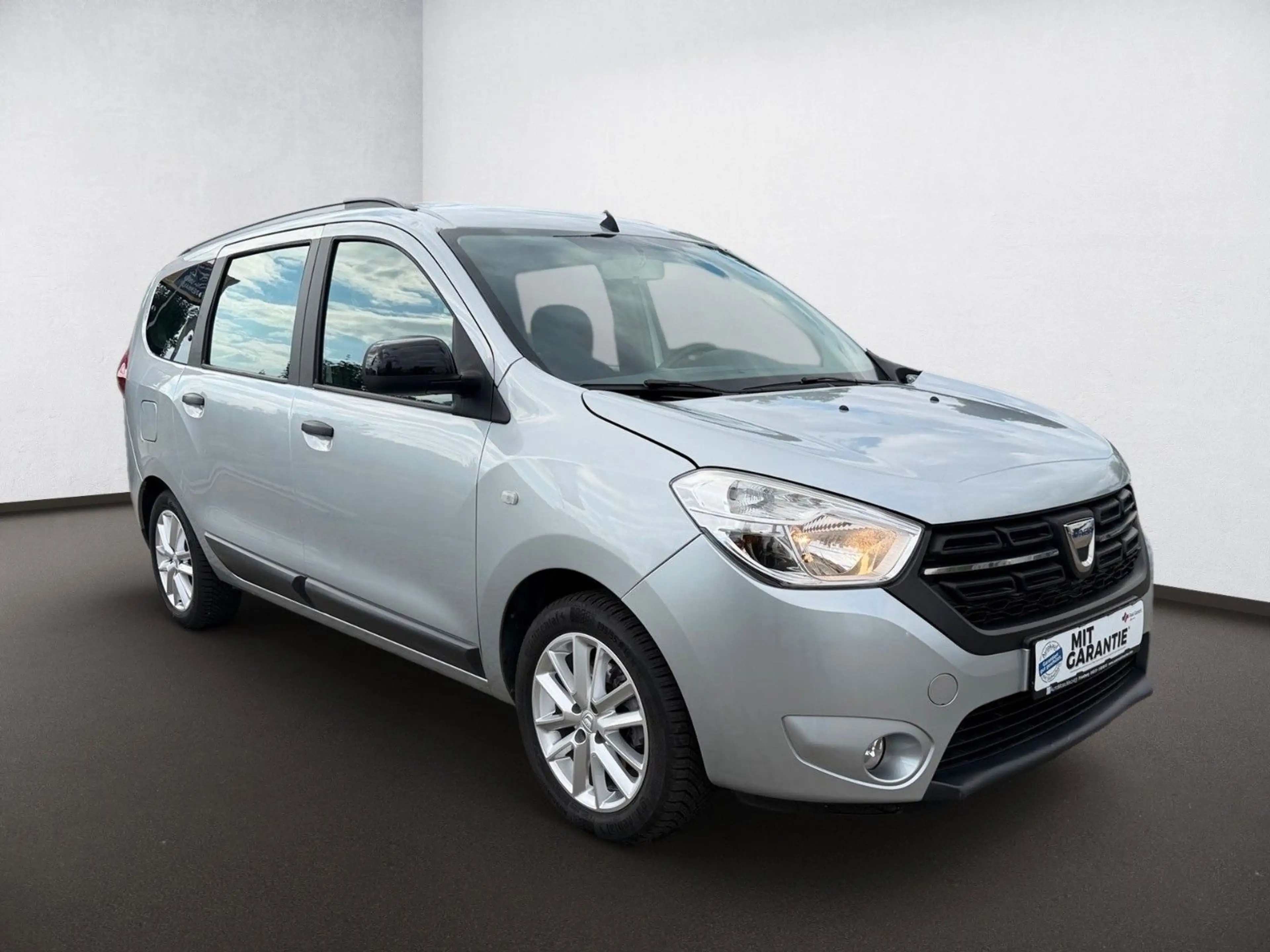 Dacia Lodgy Comfort 1.3 tce 7 Sitzer — photo 8
