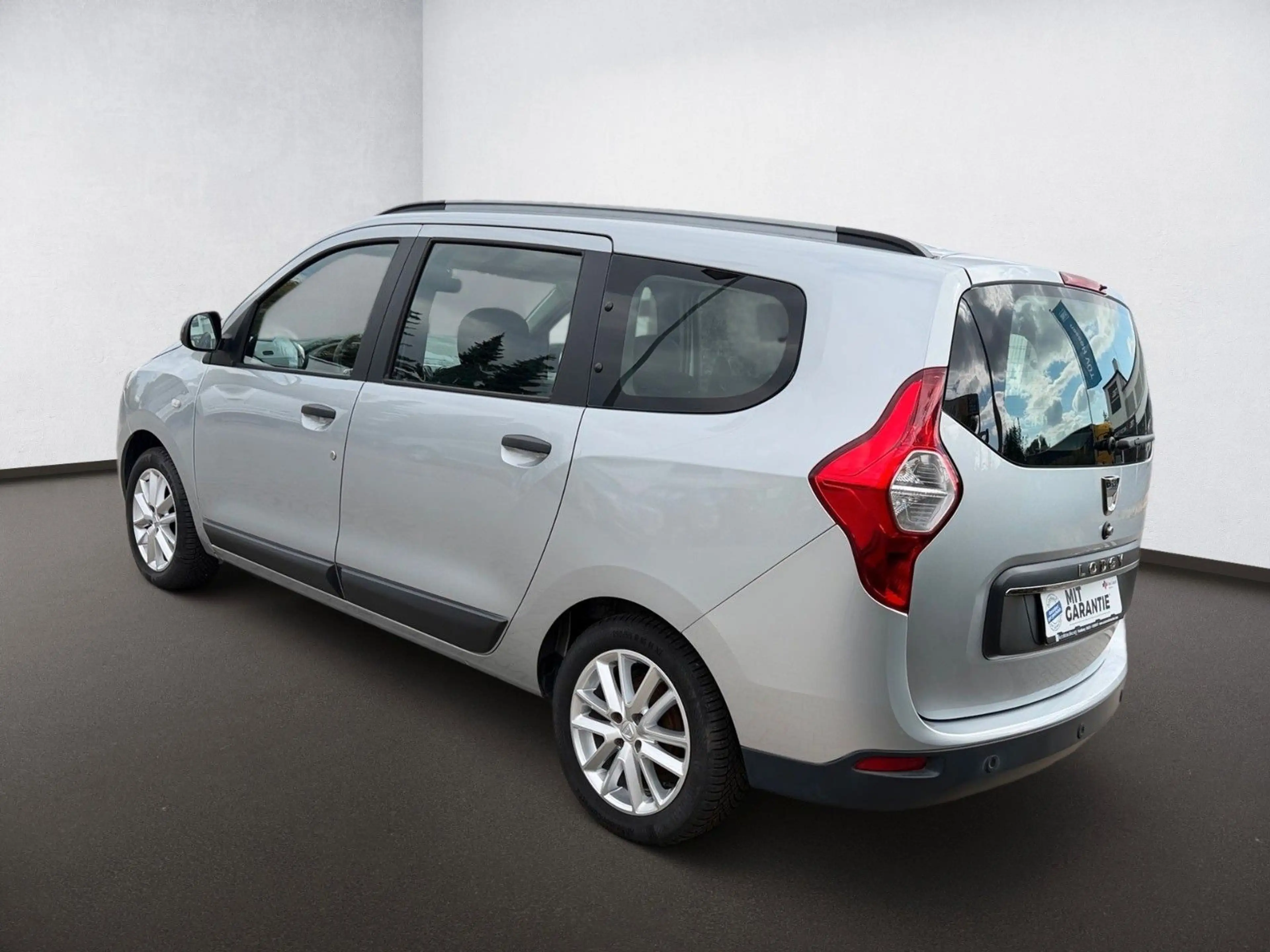 Dacia Lodgy Comfort 1.3 tce 7 Sitzer — photo 4