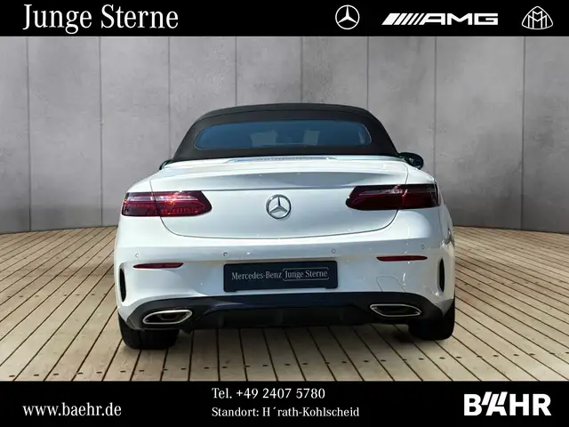 Mercedes-Benz E-Class view 8