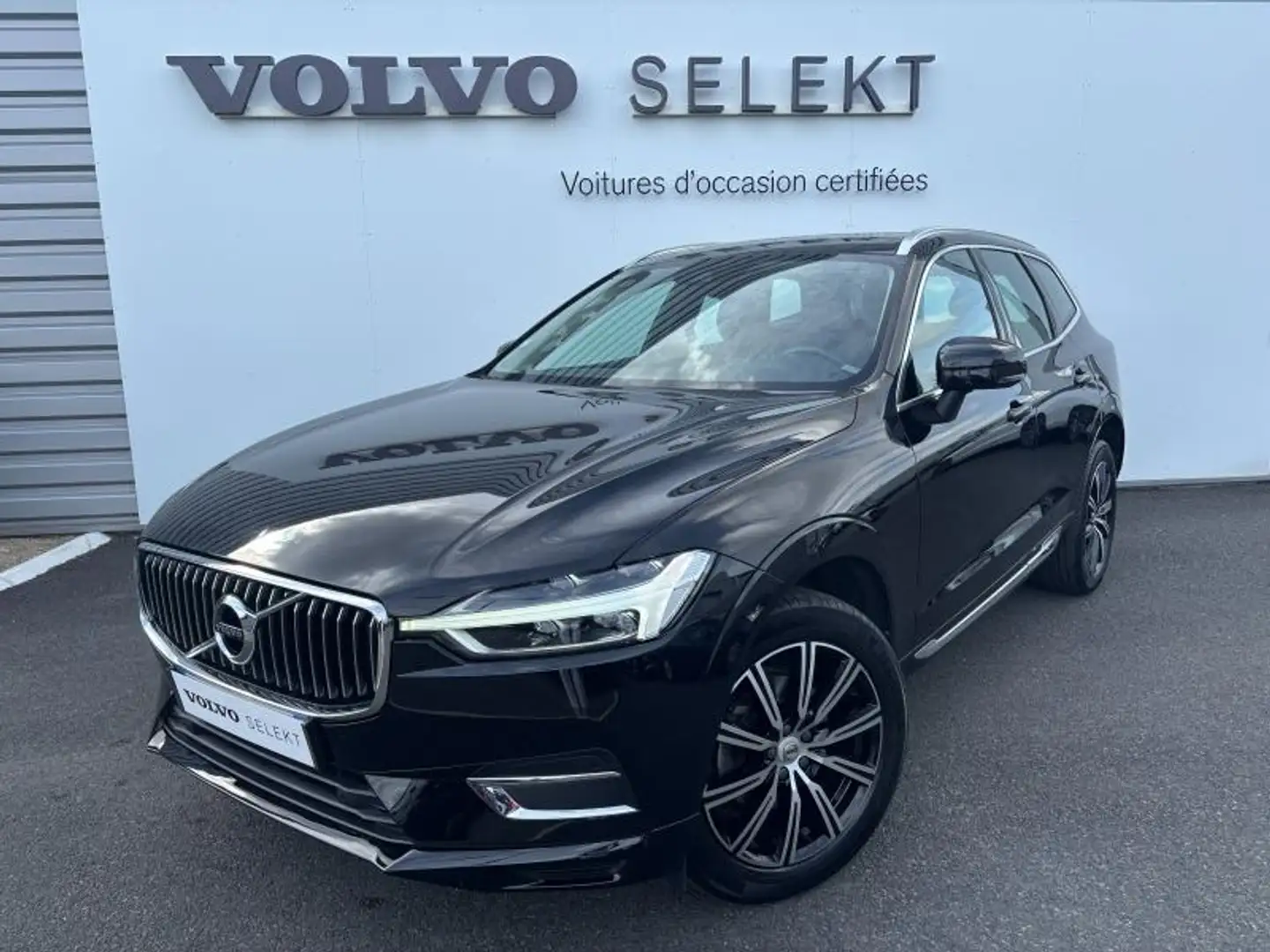 Volvo XC60 D4 AdBlue 190ch Inscription Geartronic Noir - 1