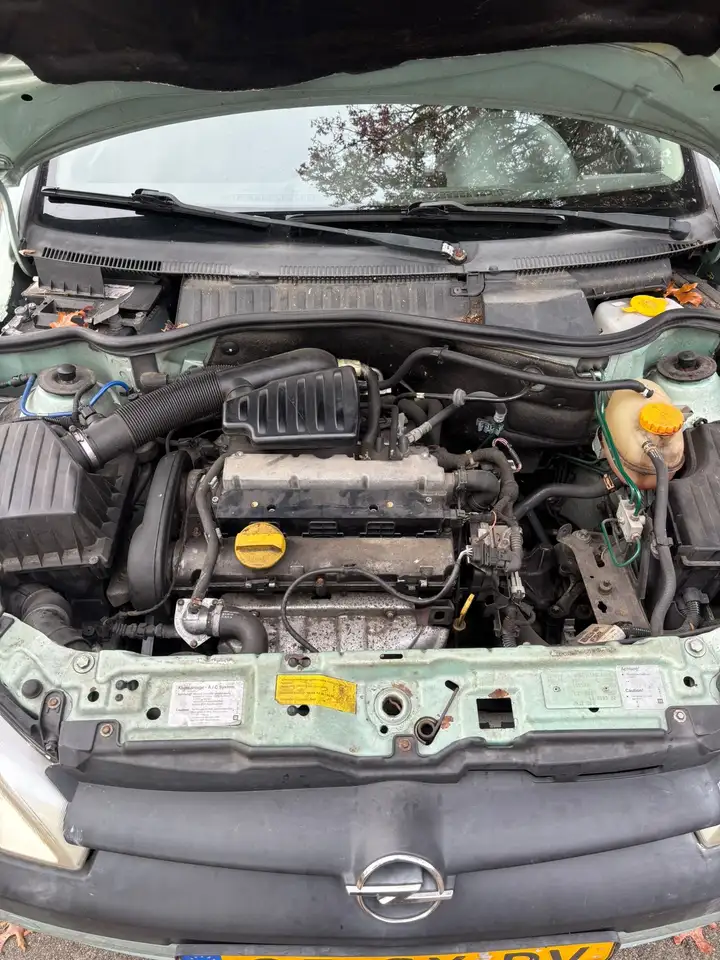 Opel Corsa 1.4-16V Elegance, foto 6