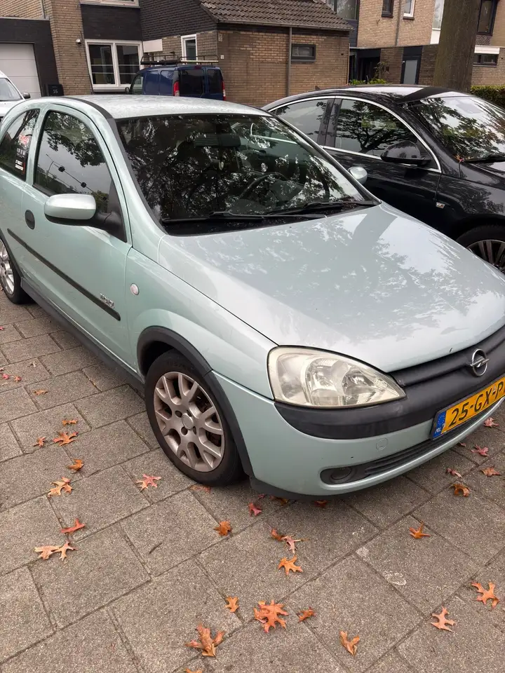 Opel Corsa 1.4-16V Elegance, foto 4