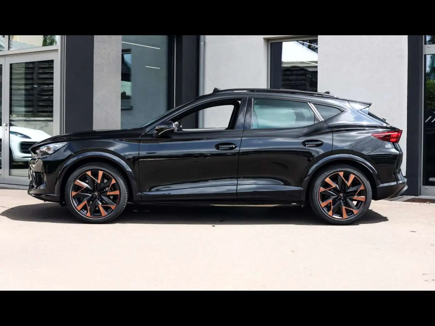 CUPRA Formentor VZ 2.0 TSI 333 DSG7 4DSKYLINEKAM19\u0027\u0027KEYL Noir - 2