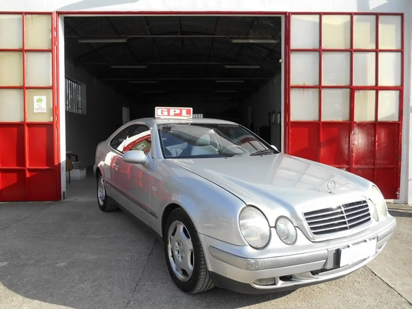 Mercedes-Benz CLK 200 KOMPRESSOR 192 CV  ELEGANCE CON IMPIANTO G.P.L Gris - 1