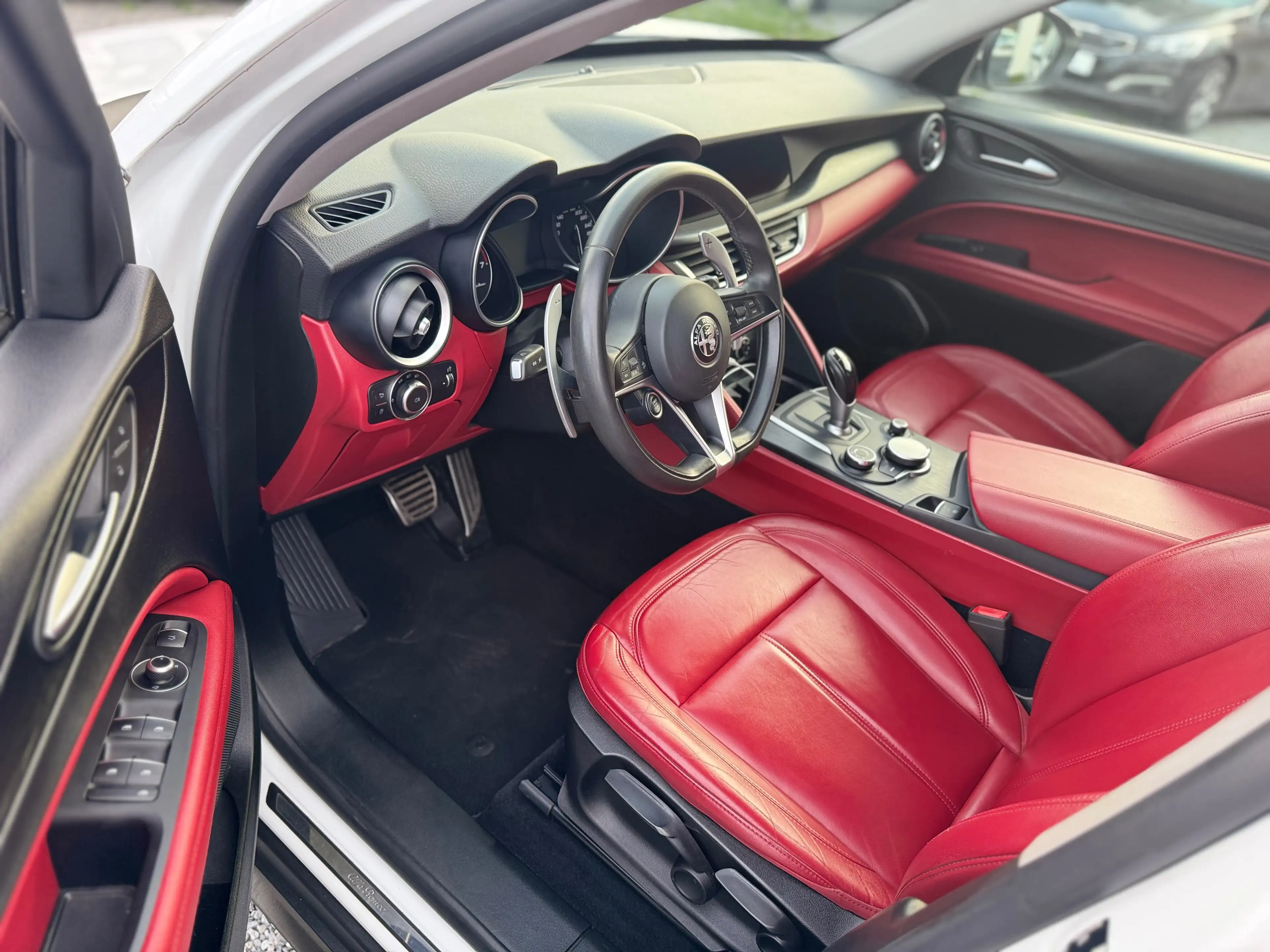 Alfa Romeo Stelvio Stelvio 2.0 T AWD Super — photo 7