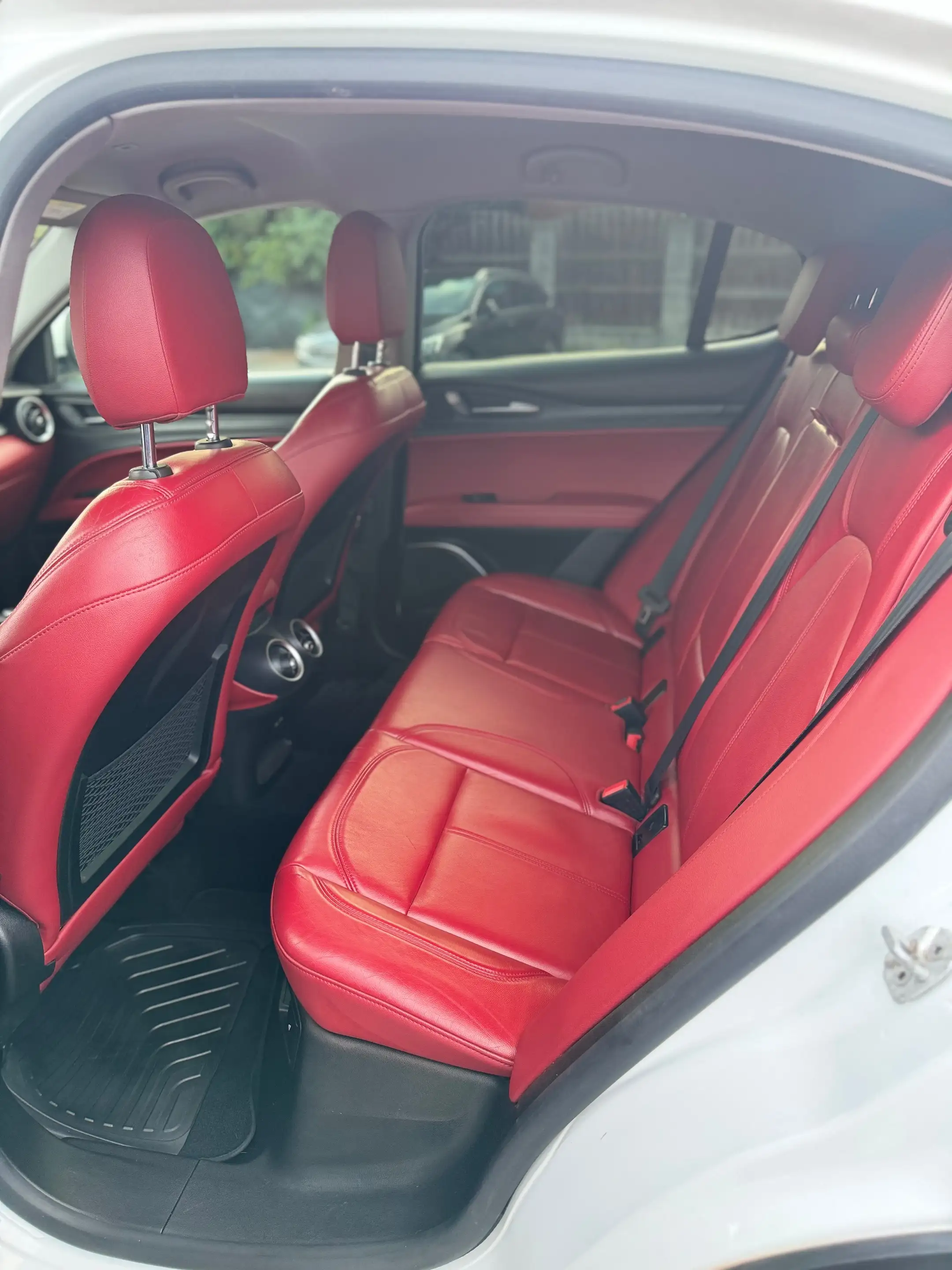 Alfa Romeo Stelvio Stelvio 2.0 T AWD Super — photo 6