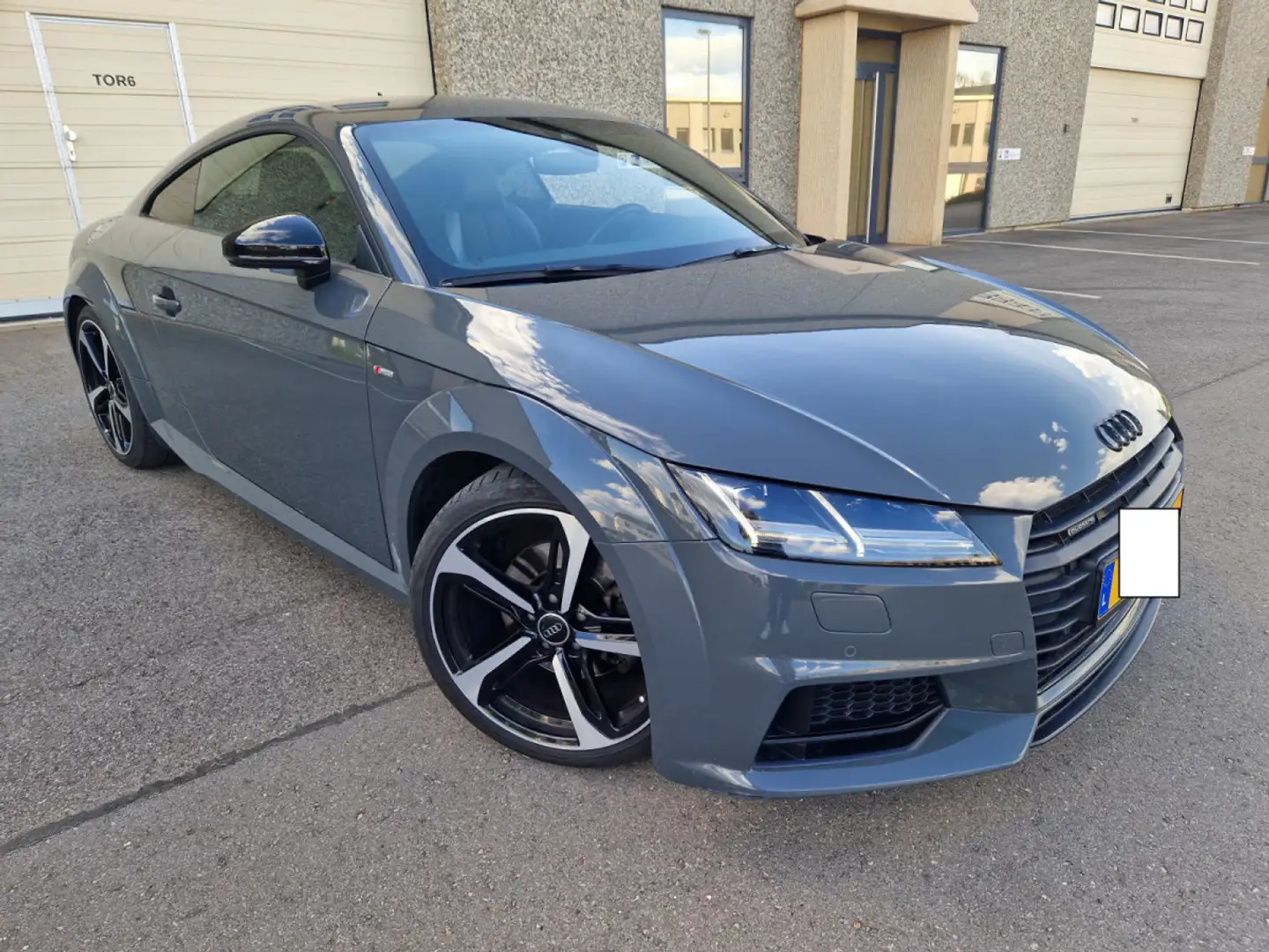 Audi TT Coupé 2.0 Tfsi 230 CV S-Line Quattro Gris - 1