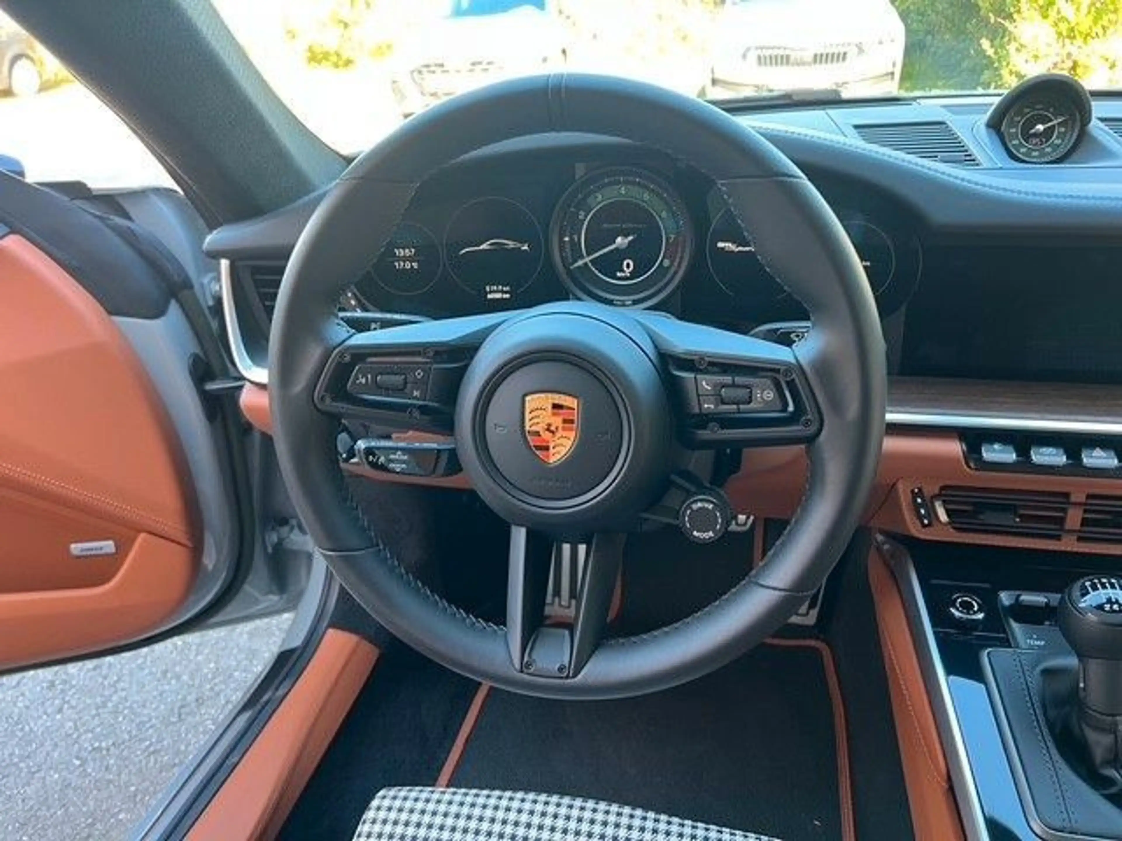 Porsche 992 911 Sport Classic I Limited Edition 560 of 1.250 I — photo 12