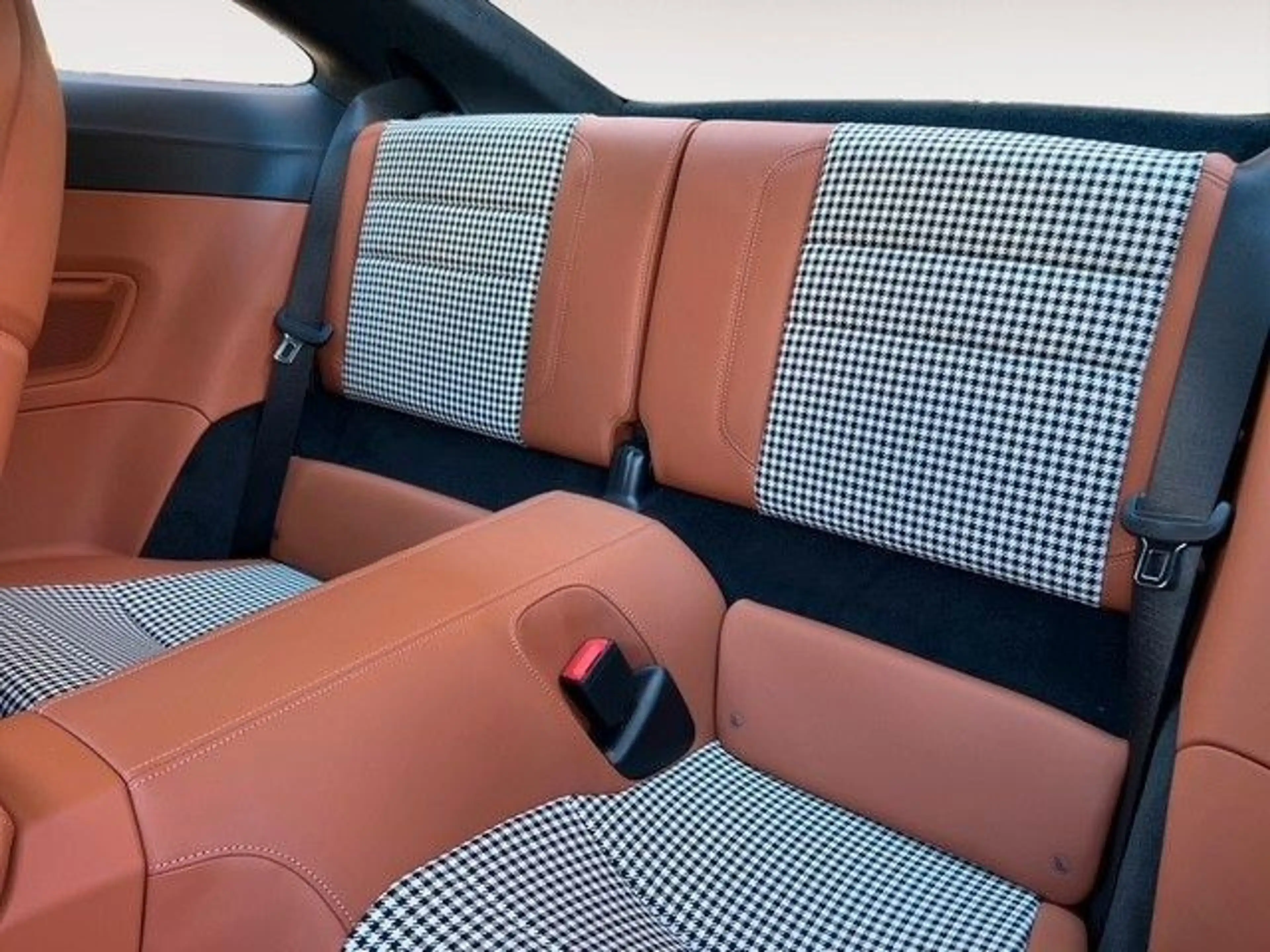 Porsche 992 911 Sport Classic I Limited Edition 560 of 1.250 I — photo 9