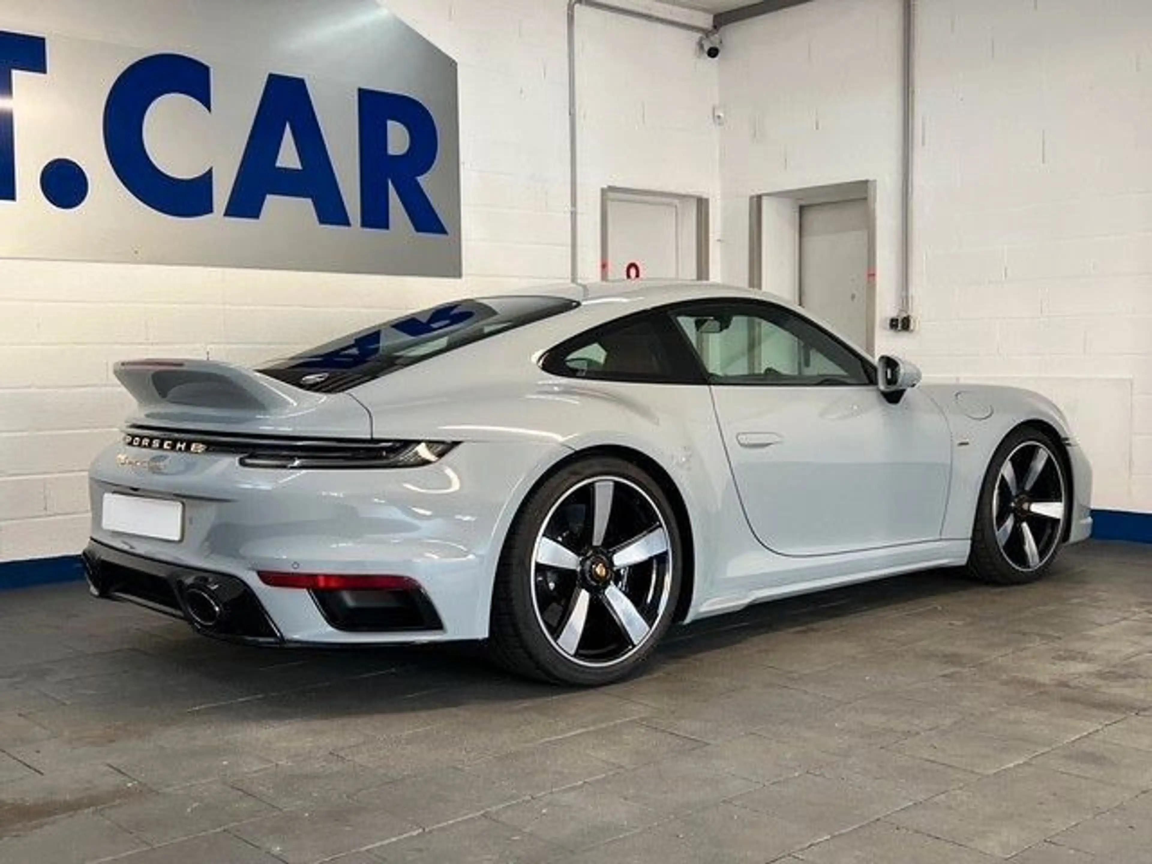 Porsche 992 911 Sport Classic I Limited Edition 560 of 1.250 I — photo 3