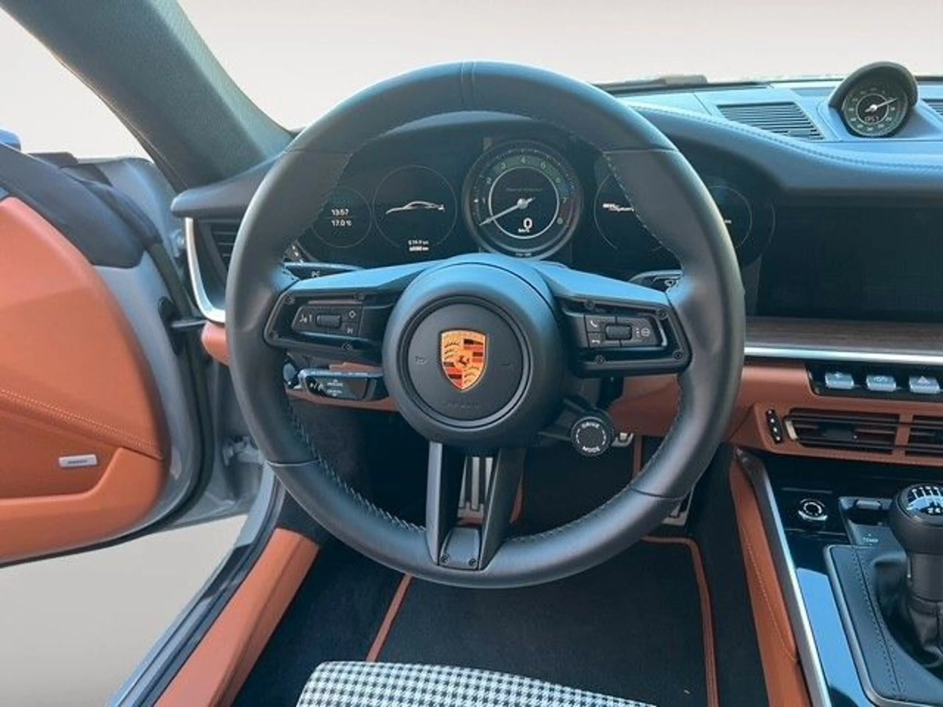 Porsche 992 911 Sport Classic I Limited Edition 560 of 1.250 I — photo 7