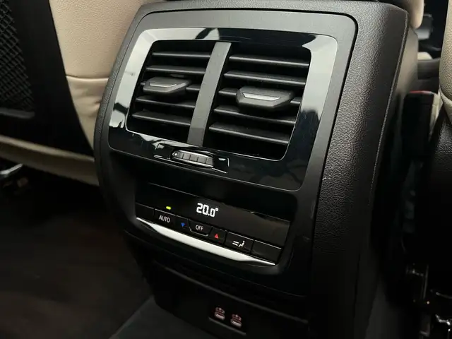 BMW X3 view 7
