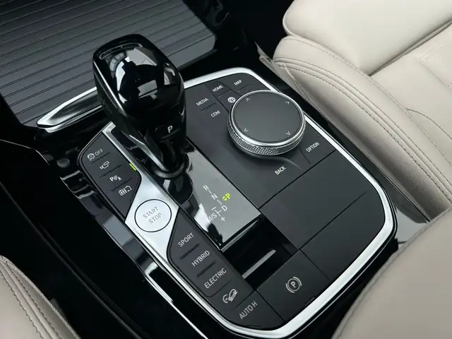 BMW X3 view 11