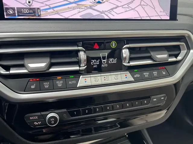 BMW X3 view 13