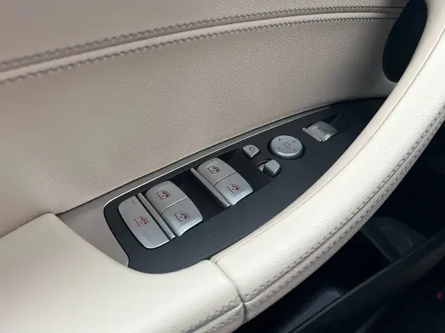 BMW X3 view 19