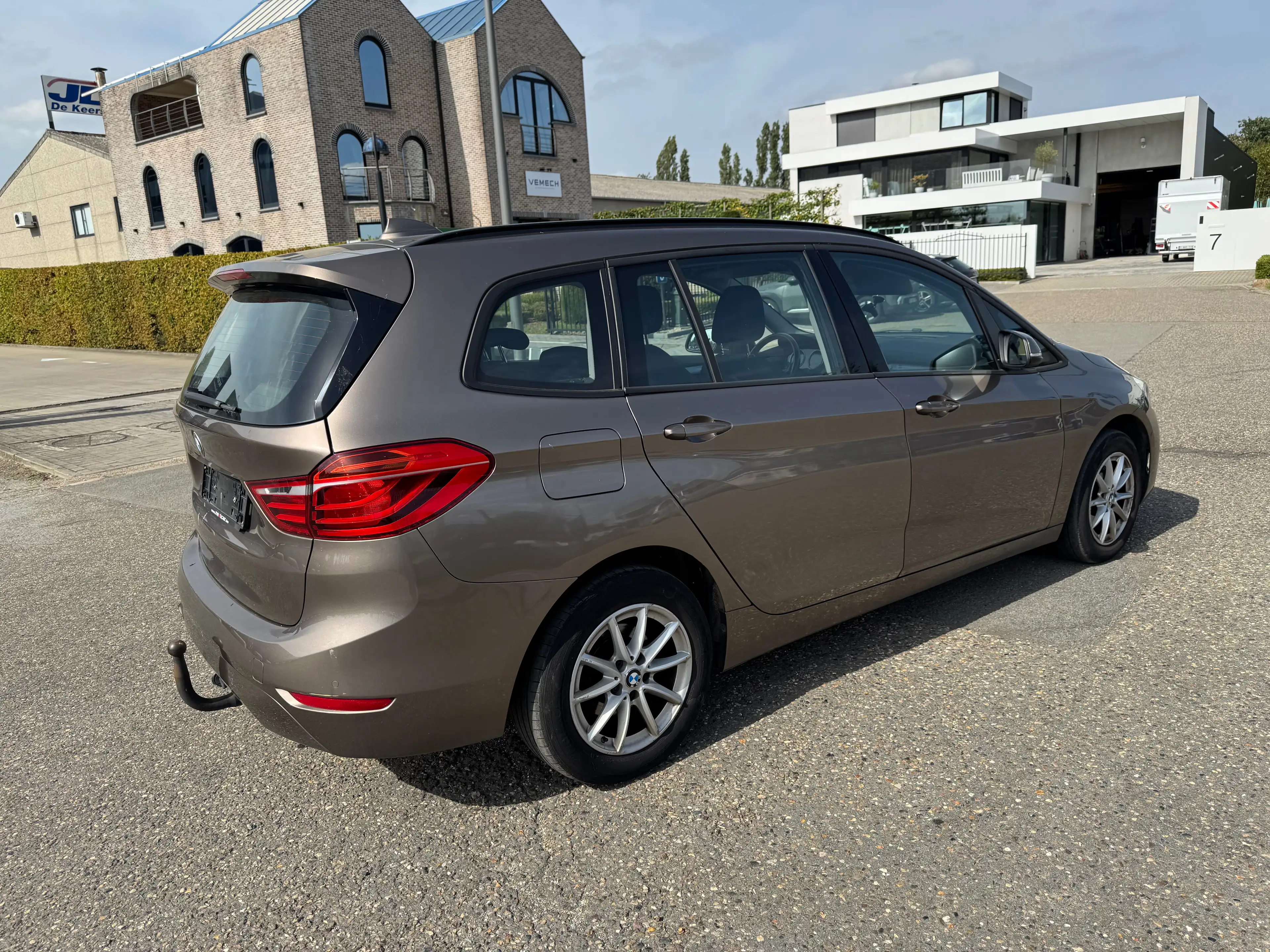 BMW 216 Gran Tourer 216 * problème moteur * — photo 5