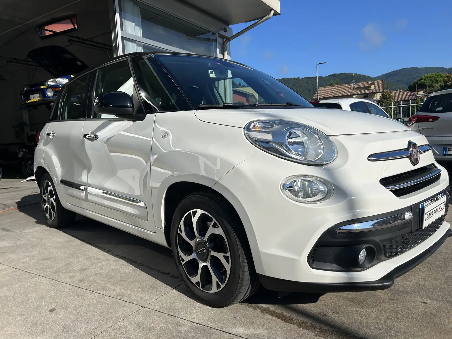 Fiat 500L 500L 2017 1.3 mjt Lounge 95cv dualogic Bianco - 1