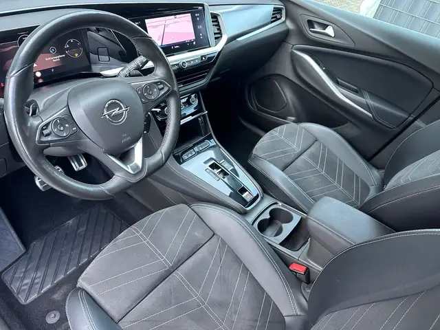 Opel Grandland X view 9