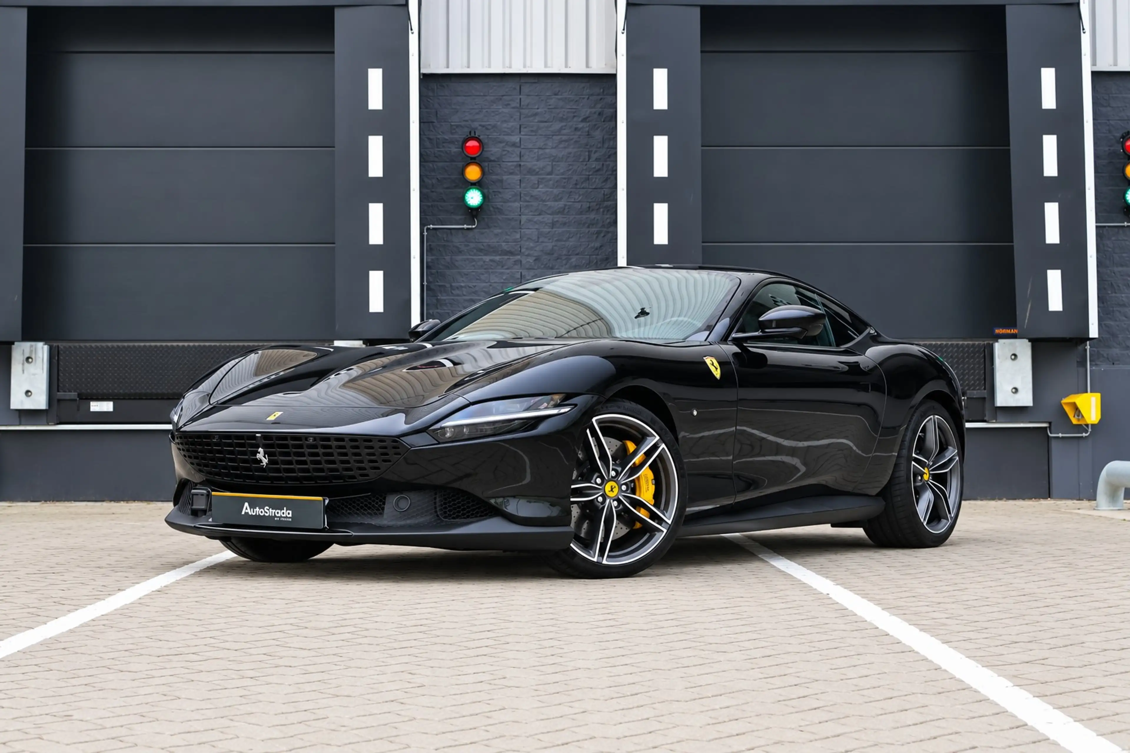 Ferrari Roma | Carplay | 360 Camera | JBL Audio | ACC | Passeng — photo 14