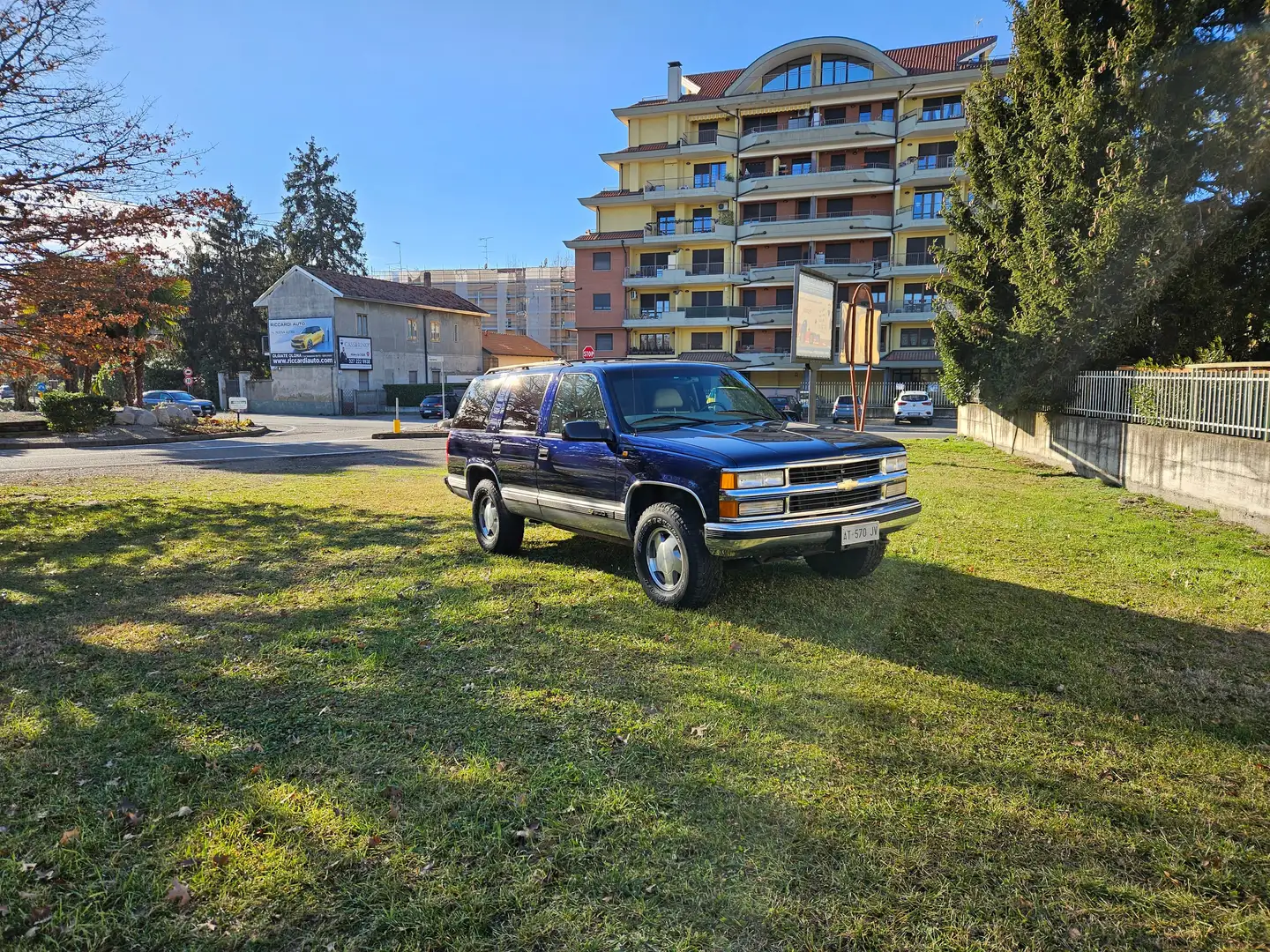 Chevrolet Tahoe 5.7 LT Mavi - 2