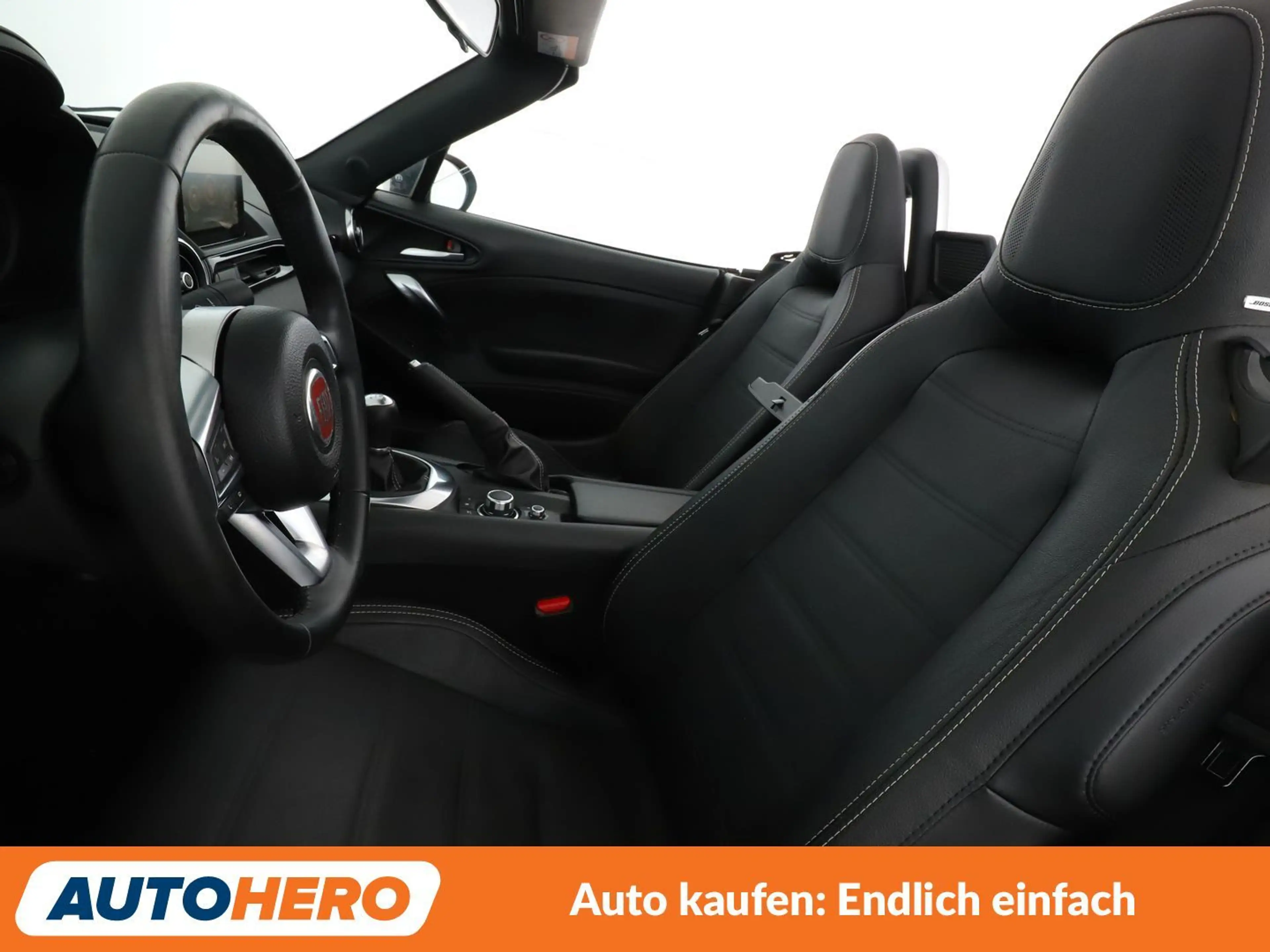 Fiat 124 Spider 1.4 Turbo Lusso *NAVI*PDC*TEMPO*SHZ*ALU*KLIMA* — photo 10
