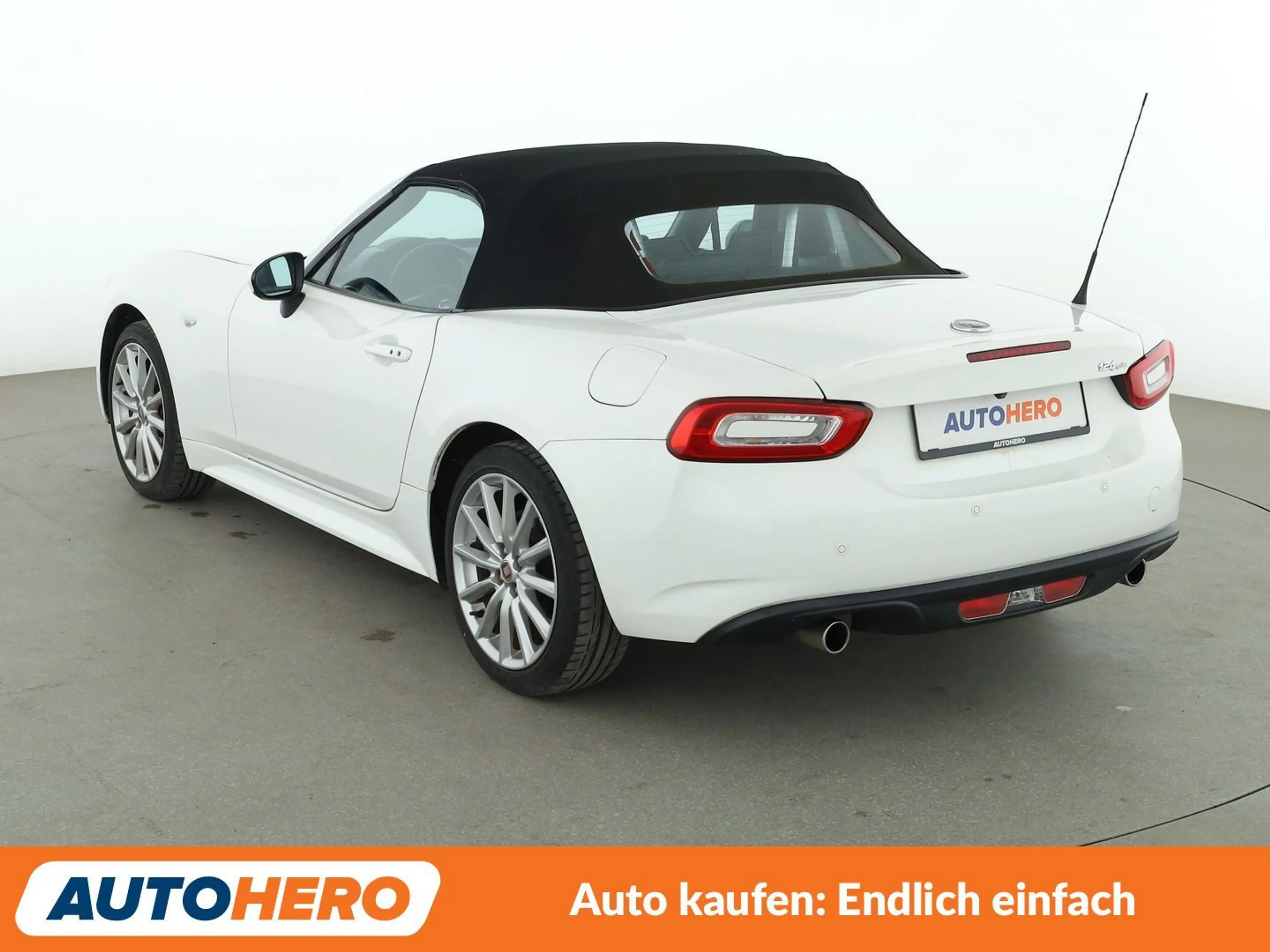 Fiat 124 Spider 1.4 Turbo Lusso *NAVI*PDC*TEMPO*SHZ*ALU*KLIMA* — photo 4
