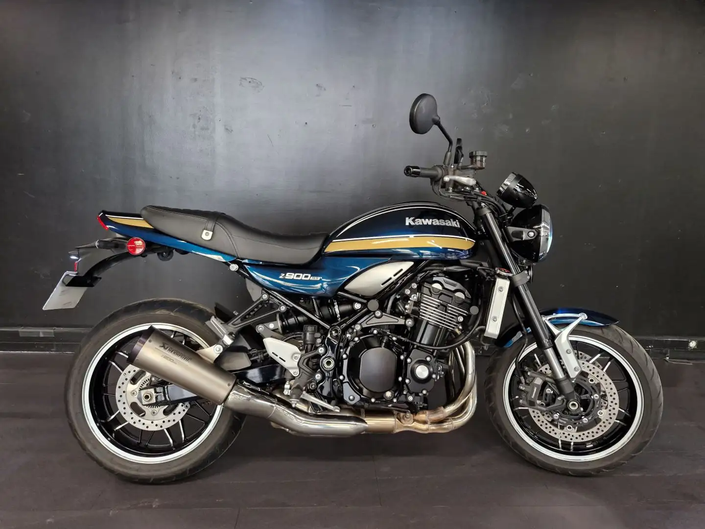 Kawasaki Z 900 Blue - 2