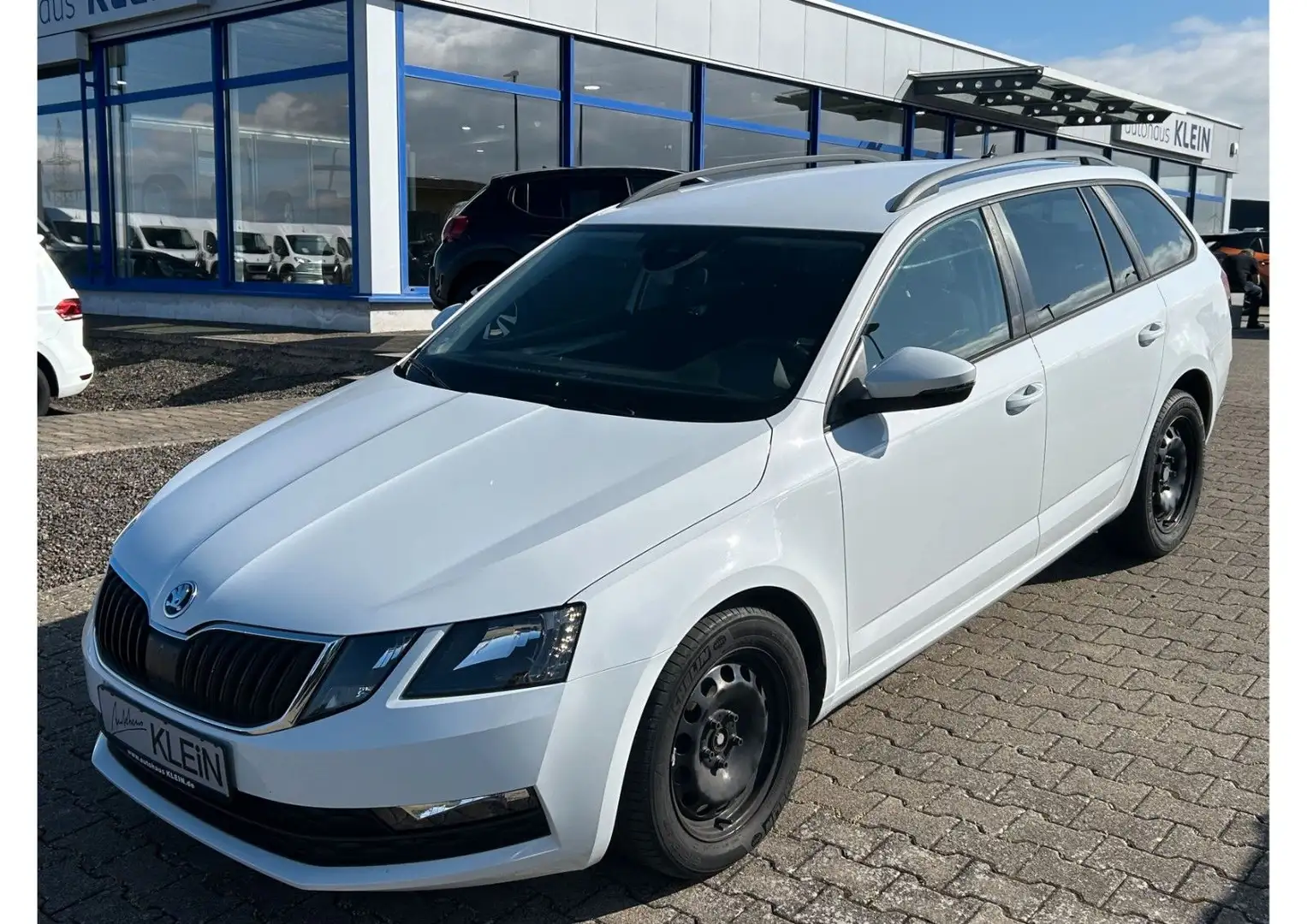 Skoda Octavia Combi 1.6 TDi DSG Ambition --NAVI-KAMERA Weiß - 2