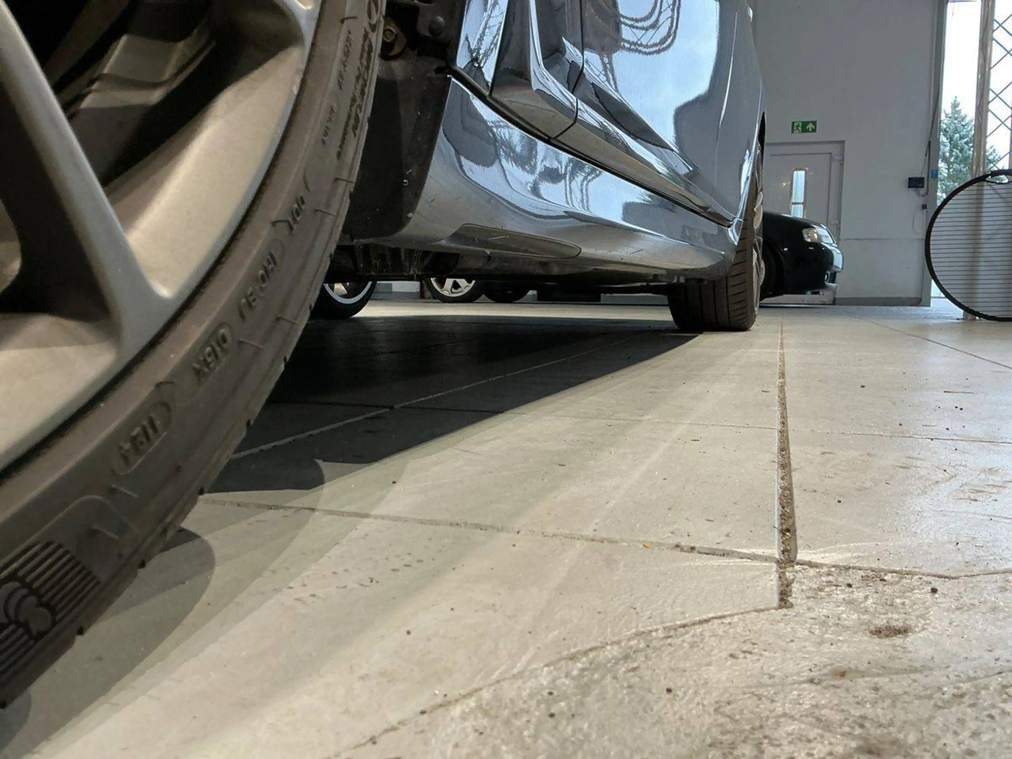 BMW 740 740 d xDrive M Sport — photo 9