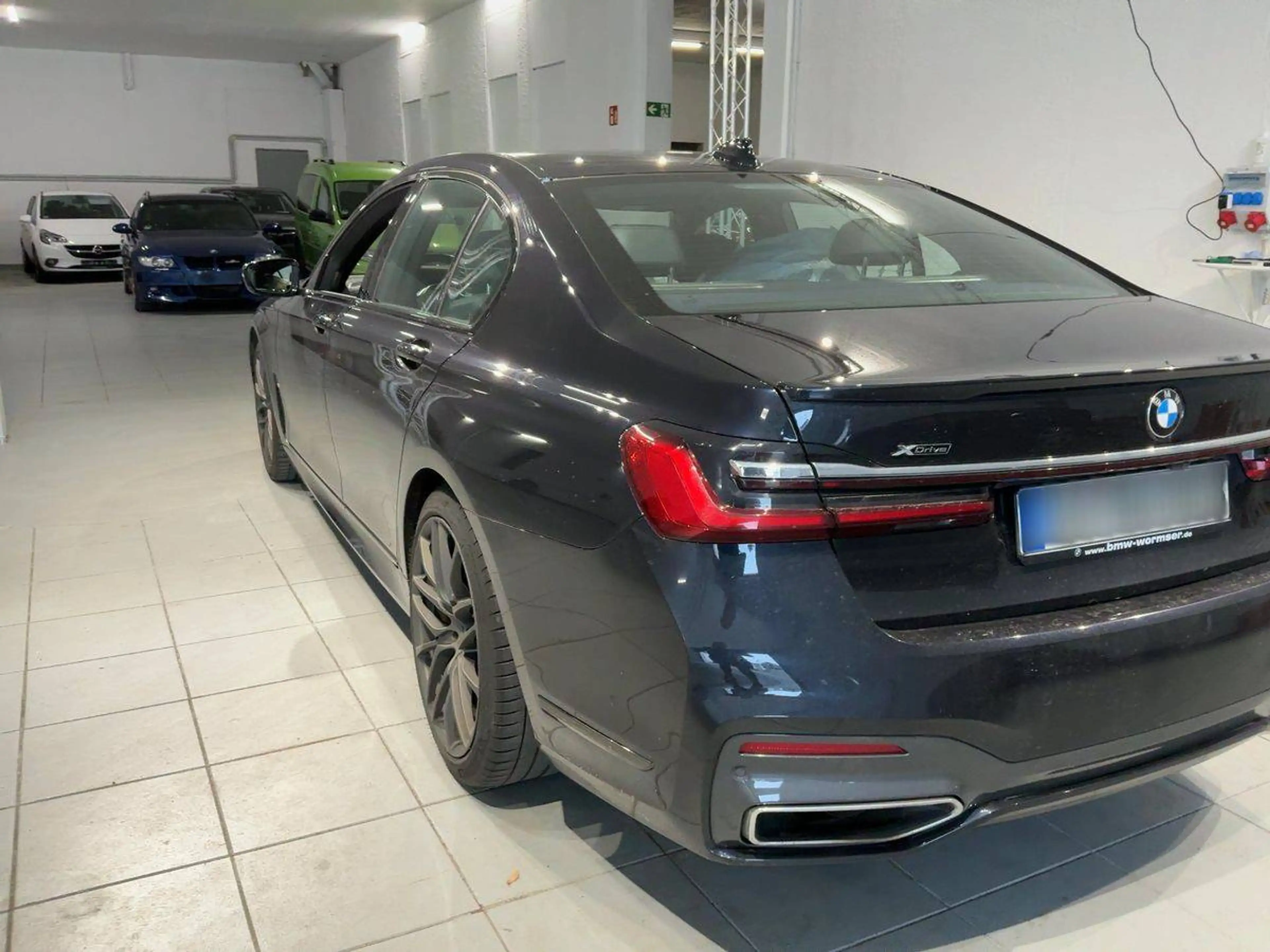 BMW 740 740 d xDrive M Sport — photo 4