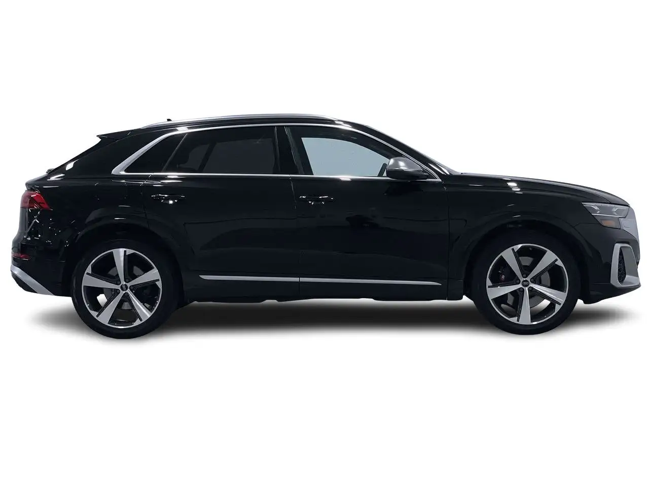 Audi SQ8 снимка Audi SQ8