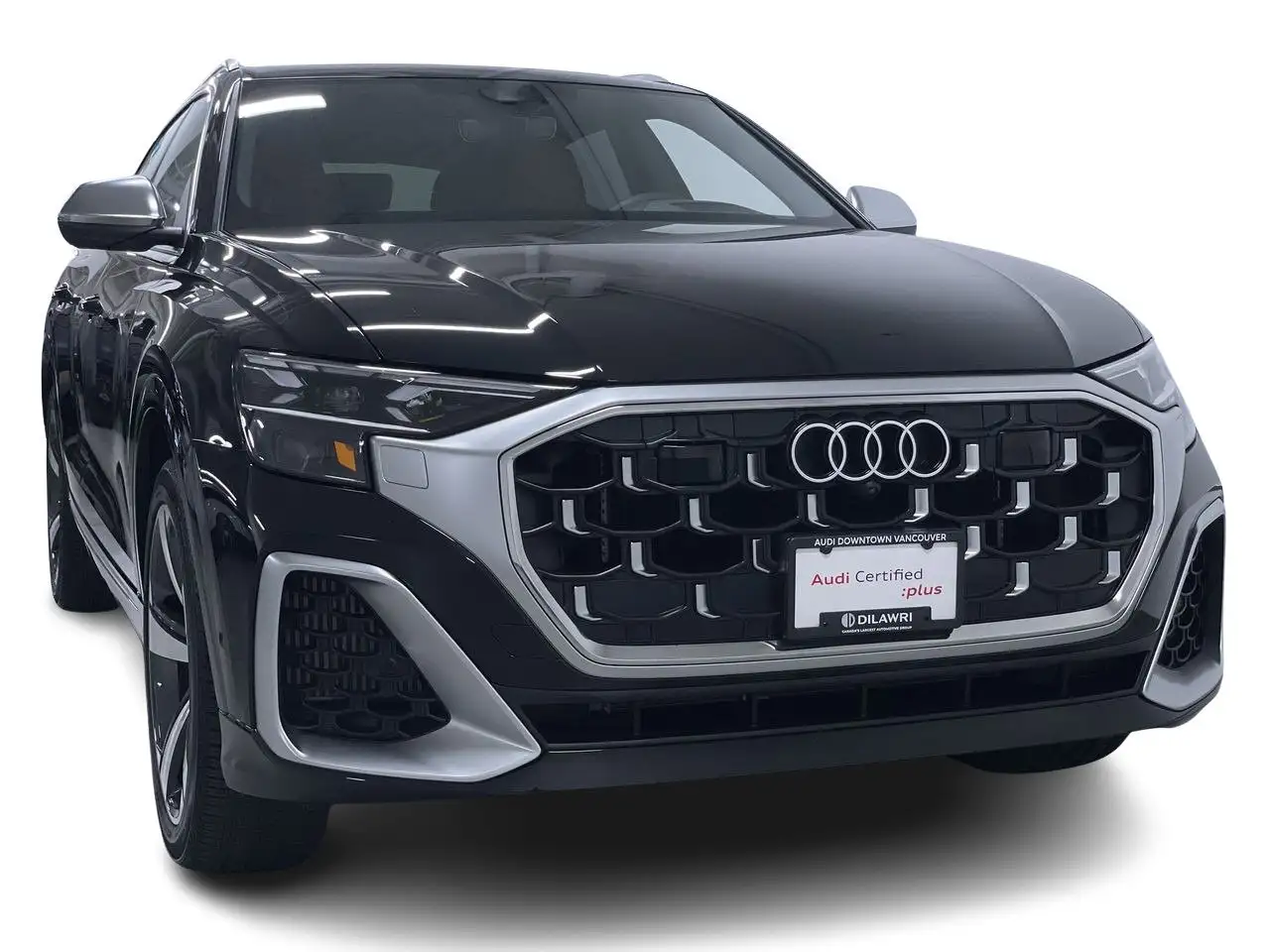 Audi SQ8 снимка Audi SQ8