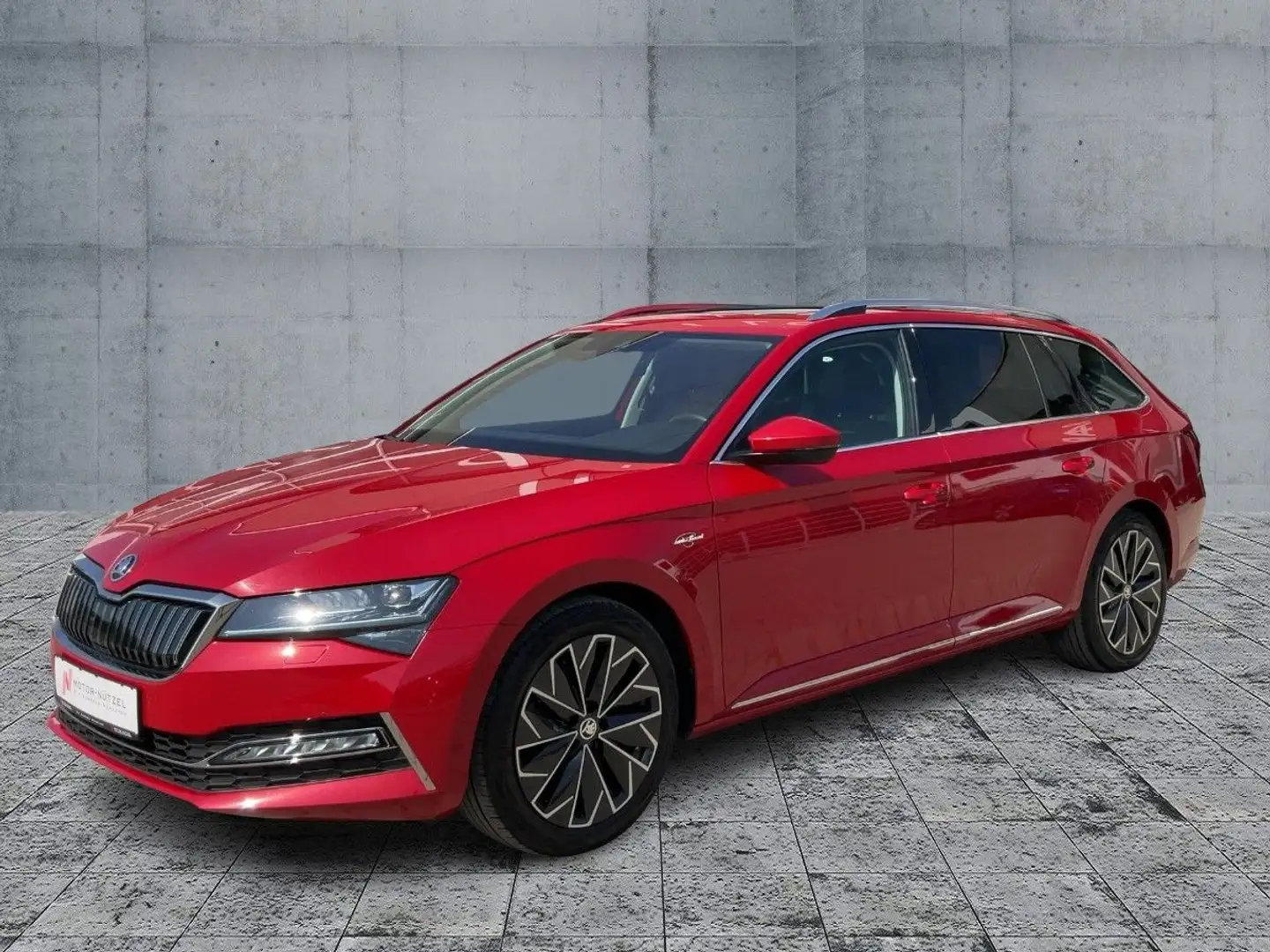 Skoda Superb Combi iV L&K MATRIX+NAVI+AHK+PANO+CANTON Czerwony - 2